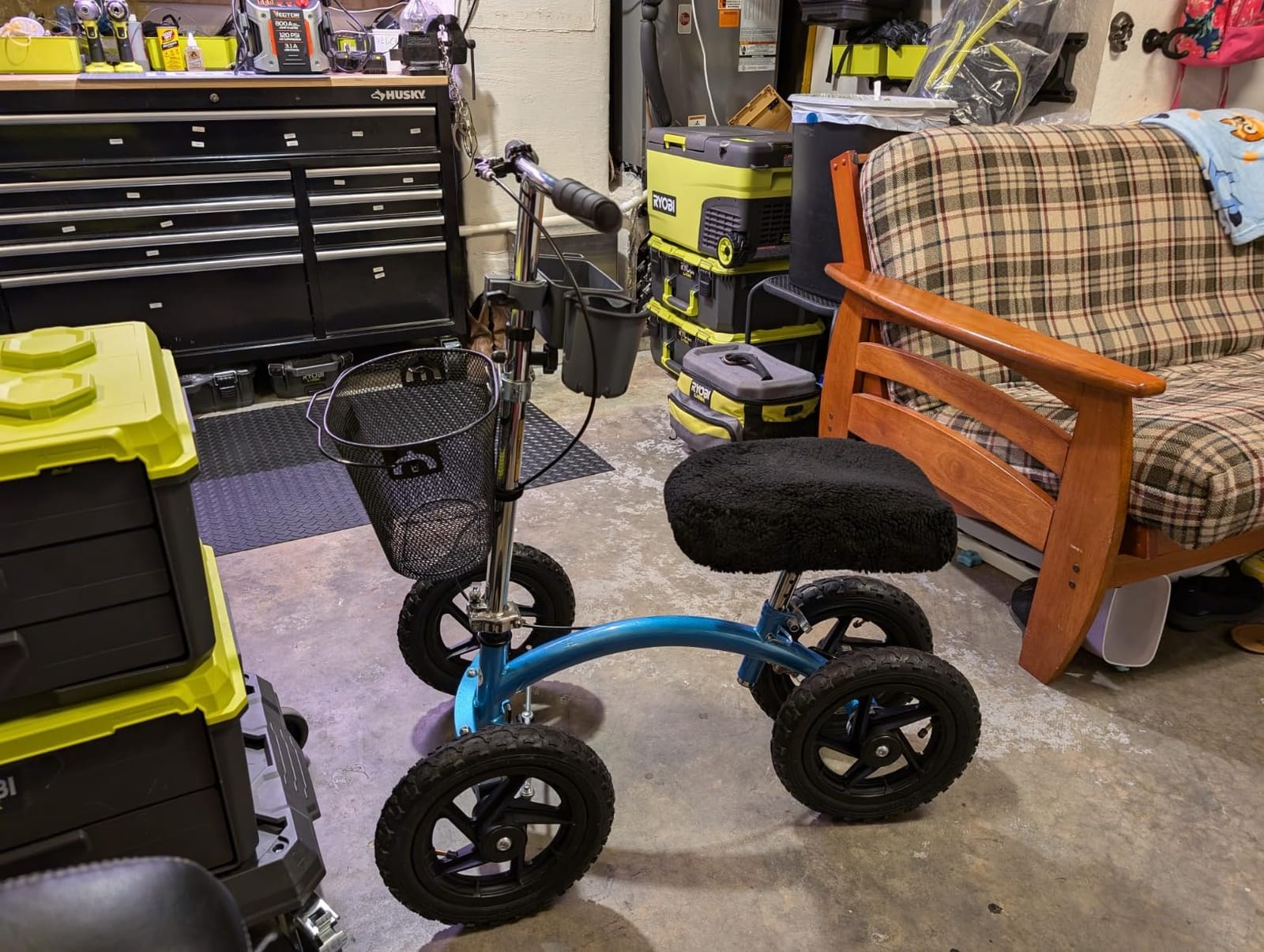 KneeRover Quad All Terrain Knee Scooter for Adults, Metallic Blue customer photo 2