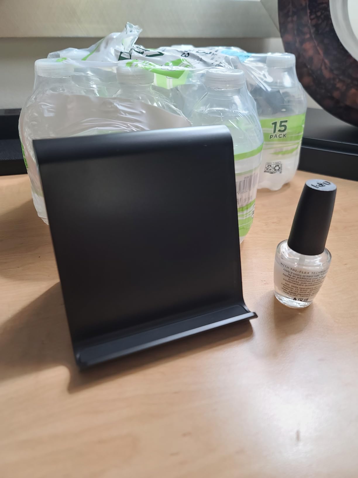 UGREEN Tablet Stand Holder Adjustable Portable Desktop Dock Office Compatible with iPad Pro 11 9.7 10.5 Air Mini 5 4 3 2 iPhone 17 16 15 14 13 12 Black customer photo 2