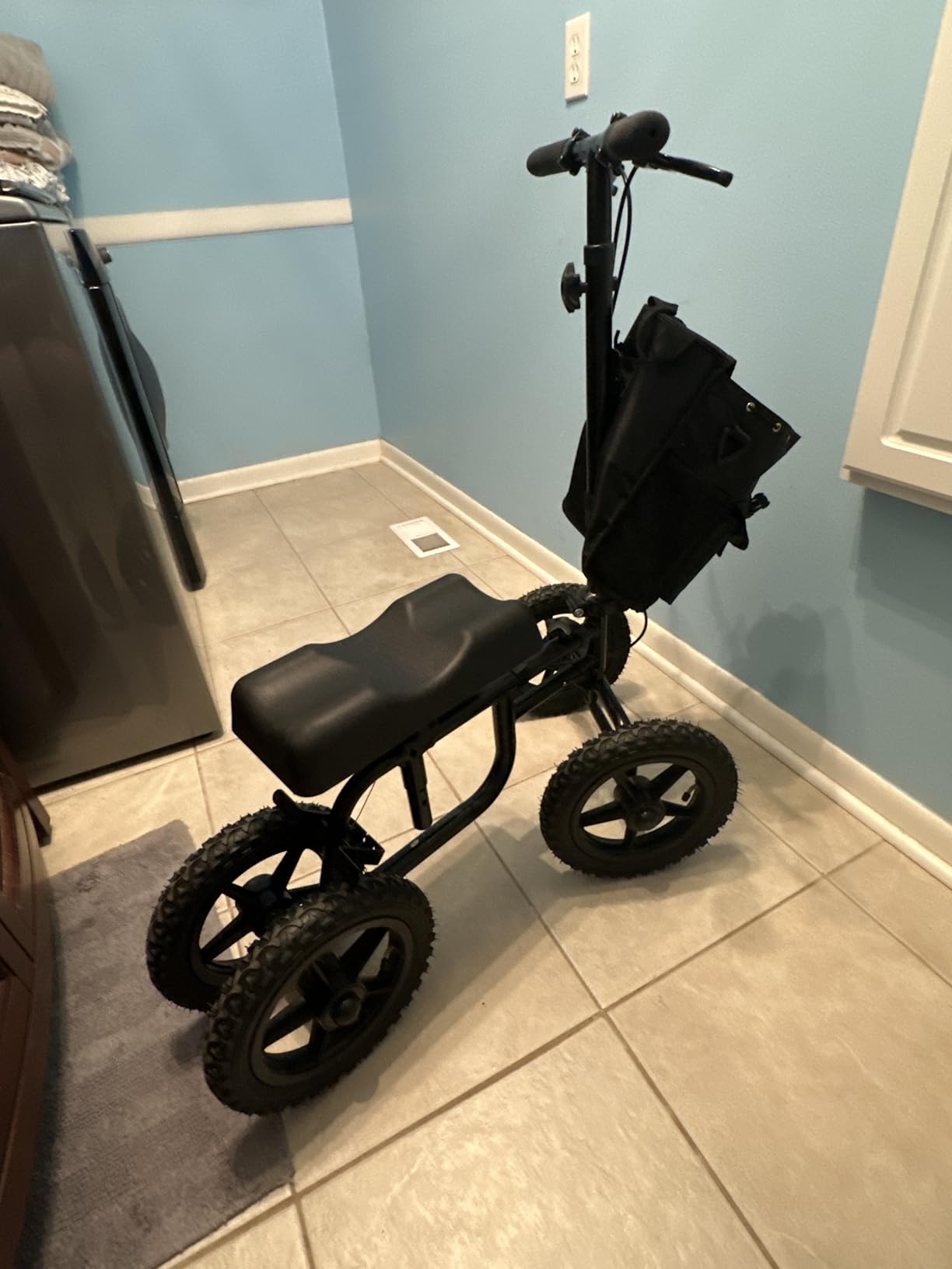 Vive Mobility All Terrain Knee Scooter Walker for Foot Injuries - Adult customer photo 2