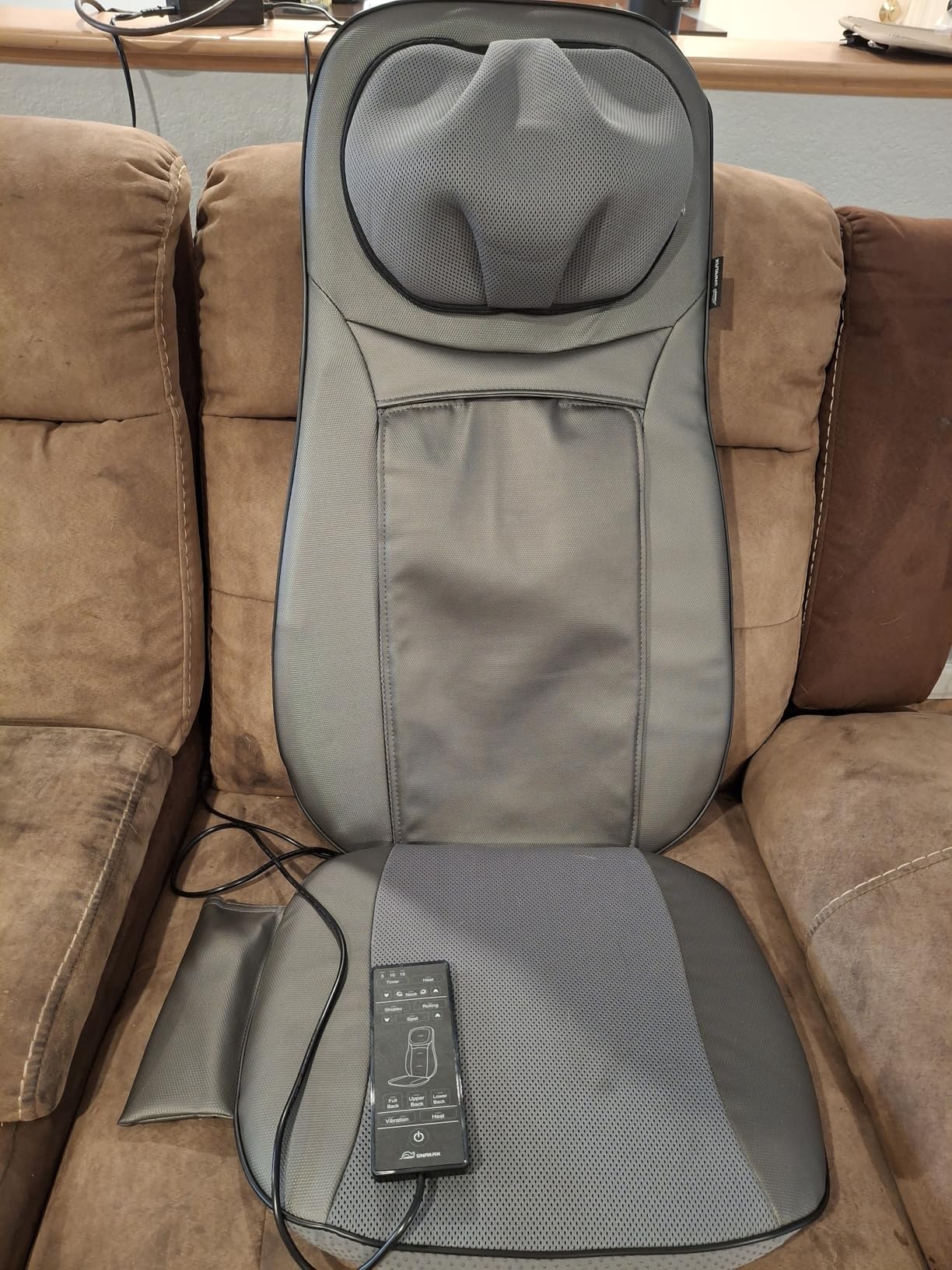 Snailax Shiatsu Neck & Back Massager with Heat Chair Pad Kneading Massage customer photo 2