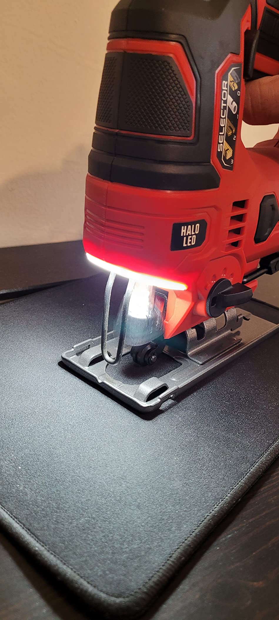 SKIL 6 Amp Corded Jig Saw with Tool-Free Blade Change - JS314901 customer photo 1