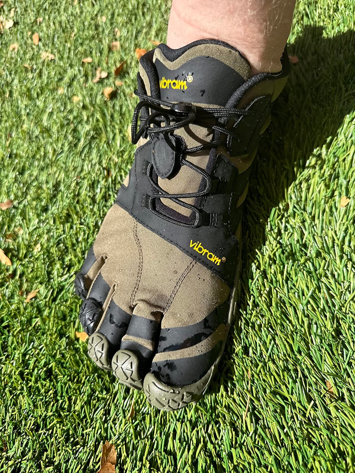 Vibram Men's FiveFingers V-Trail 2.0 | Barefoot Trail Running & Off-Road Shoes with Megagrip Outsole customer photo 2