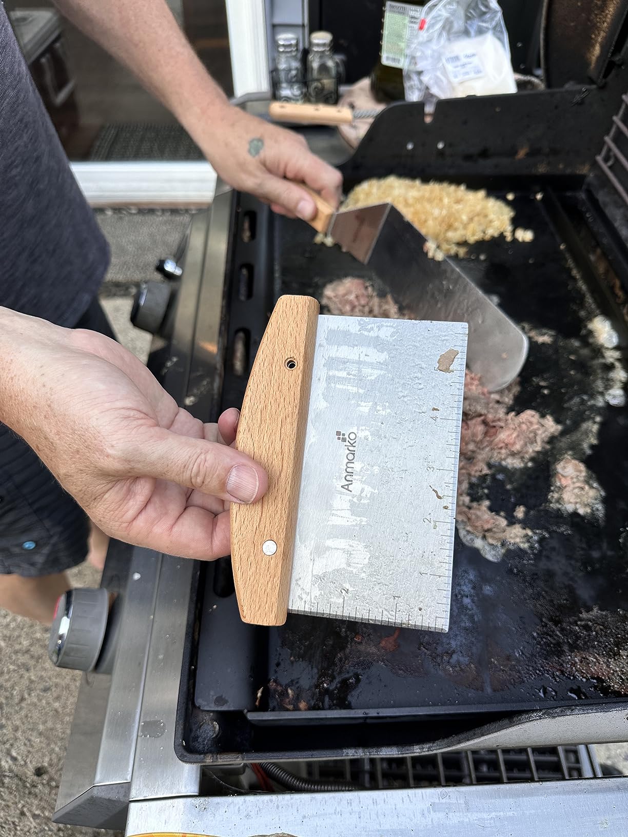 Anmarko Professional Griddle Spatula Set - Stainless Steel Metal Spatula and Griddle Scraper - Heavy Duty Commercial Grade customer photo 2