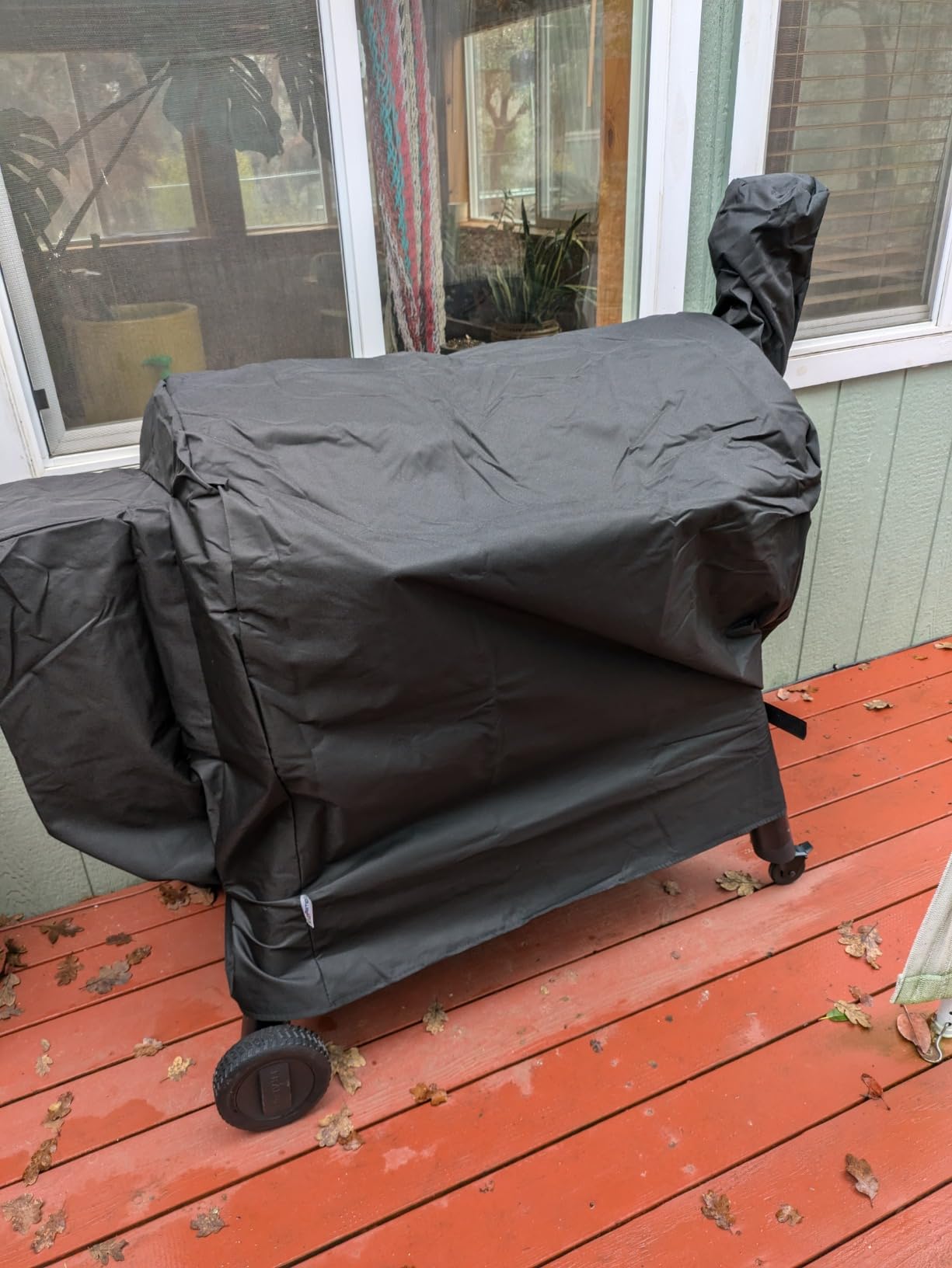 SunPatio Outdoor Heavy Duty Waterproof Grill Cover, Compatible for Traeger 20 Series Wood Pellet, Tailgater and Recteq 340 Grills, Full Length Barbecue Cover, All Weather Protection, Black customer photo 2