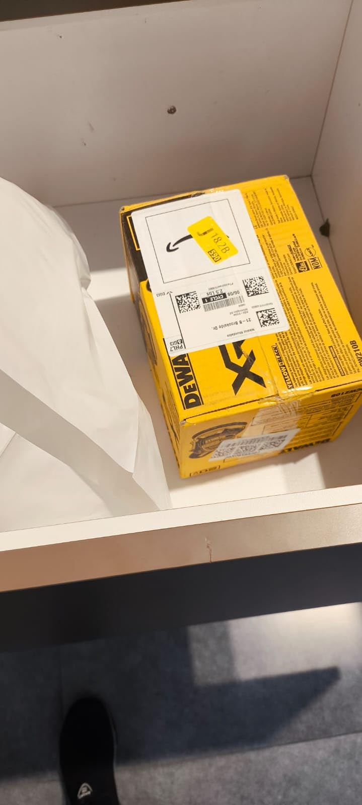 DEWALT 20V MAX Orbital Sander, Tool Only (DCW210B) | Brushless motor, dust collection customer photo 1