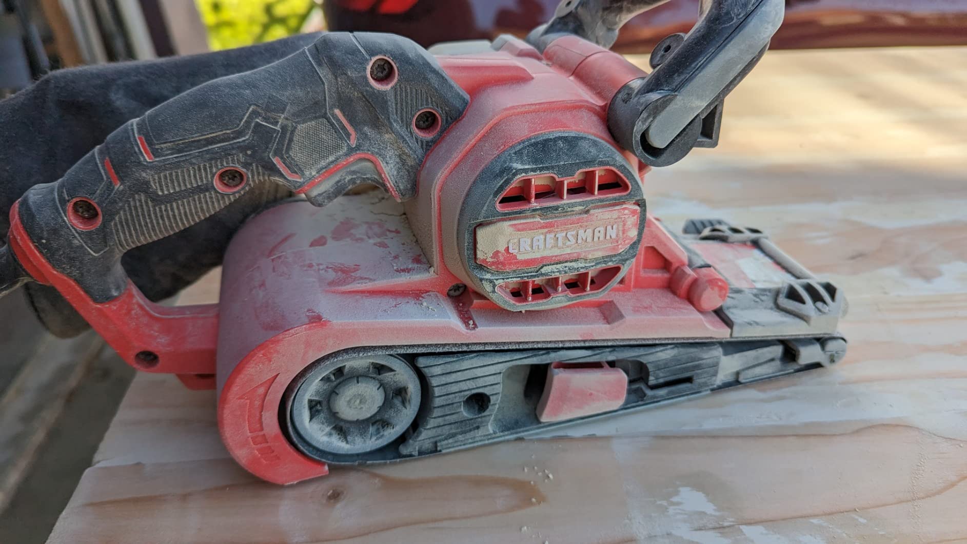 CRAFTSMAN Electric 7 Amp Belt Sander, 3-in. x 21-in., Corded (CMEW213) customer photo 2