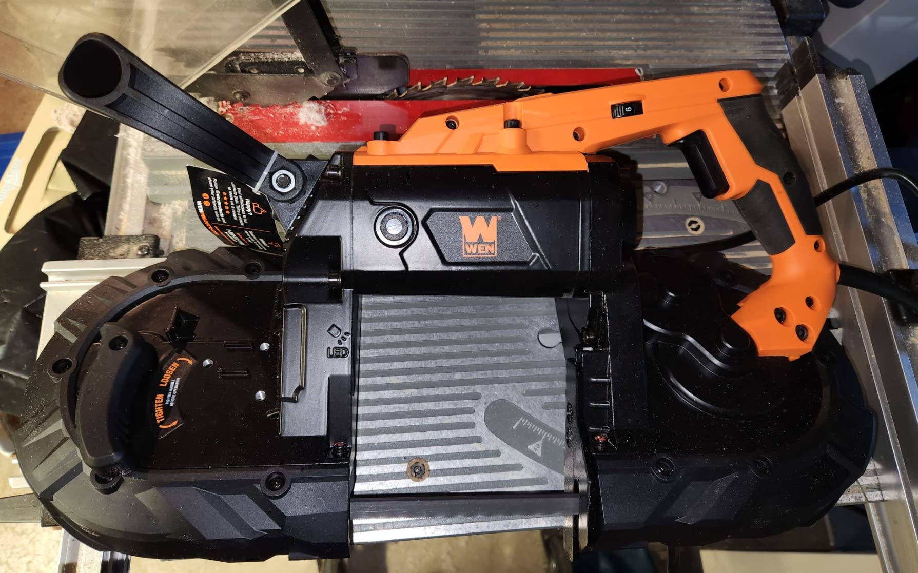 WEN Portable Band Saw for Metal, 10-Amp, Variable Speed, Handheld (94396) customer photo 1