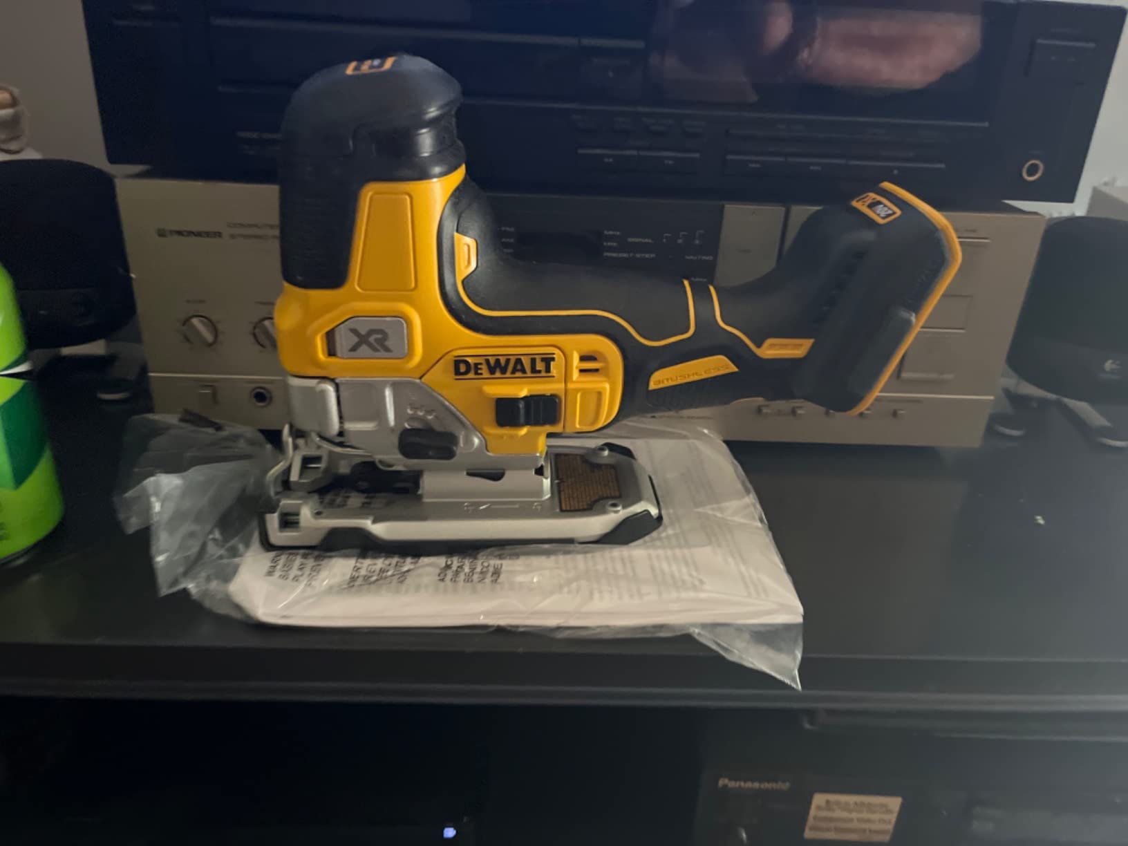 DEWALT 20V MAX Jig Saw, Cordless, Barrel Grip, 3,200 Blade Speed, Bare Tool Only (DCS335B) customer photo 2