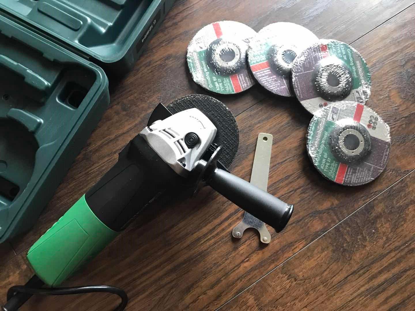 Metabo HPT 4-1/2-Inch Angle Grinder, Includes 5 Grinding Wheels & Hard Case, 6.2-Amp Motor, Compact & Lightweight, G12SR4 customer photo 2