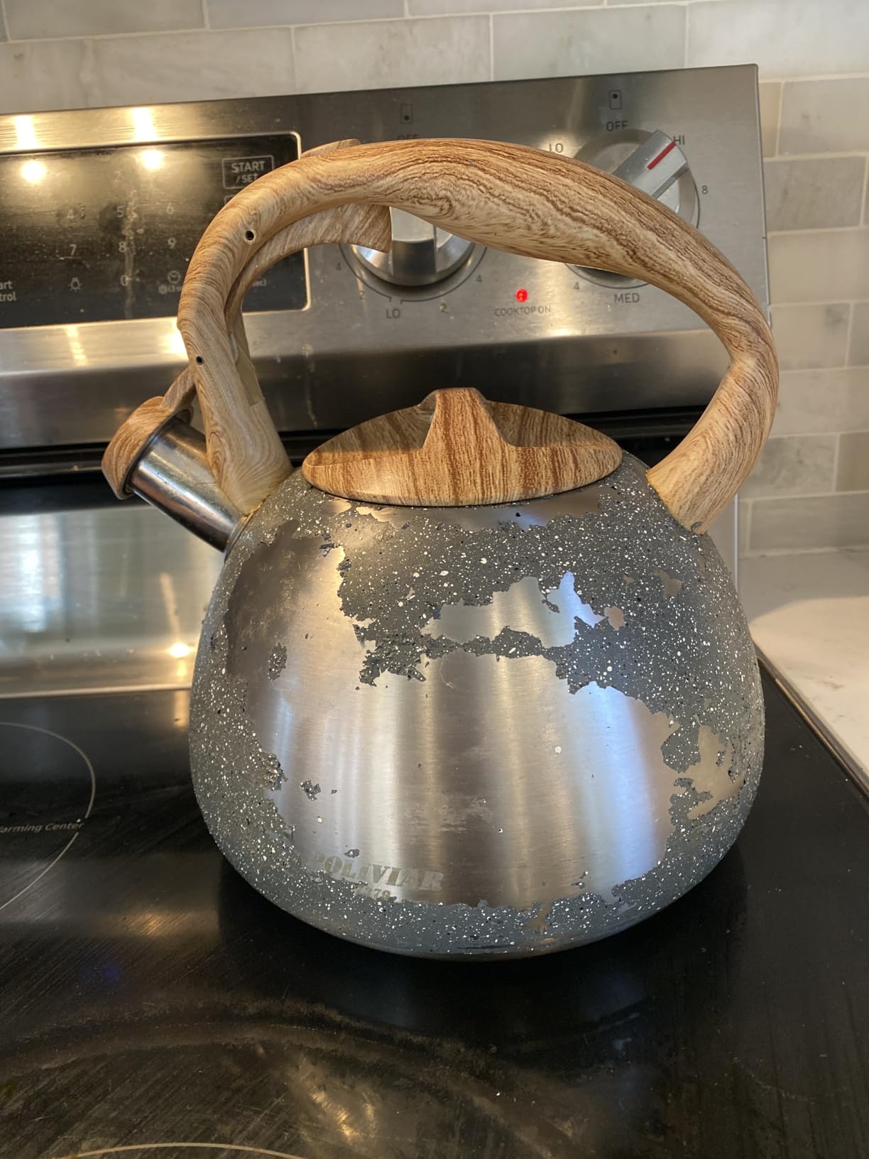 POLIVIAR Tea Kettle, 2.7 Quart Natural Stone Finish with Wood Pattern Handle Loud Whistle Food Grade Stainless Steel Teapot, Anti-Hot Handle and Anti-Rust, Suitable for All Heat Sources (JX2018-GR20) customer photo 2
