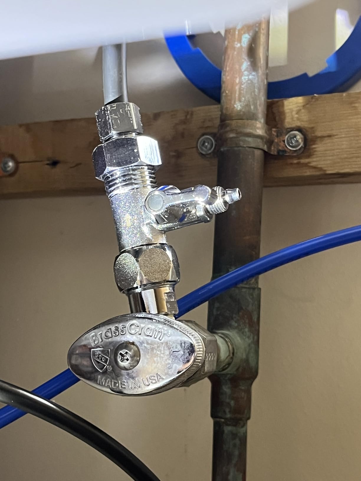 Aquasure 64,000 Grains Whole House Water Filtration Bundle with Digital Metered Control Softener, Pre-Filters, 75 GPD RO Reverse Osmosis System, Eliminates 99% of Contaminants (4-6 bathrooms) customer photo 1