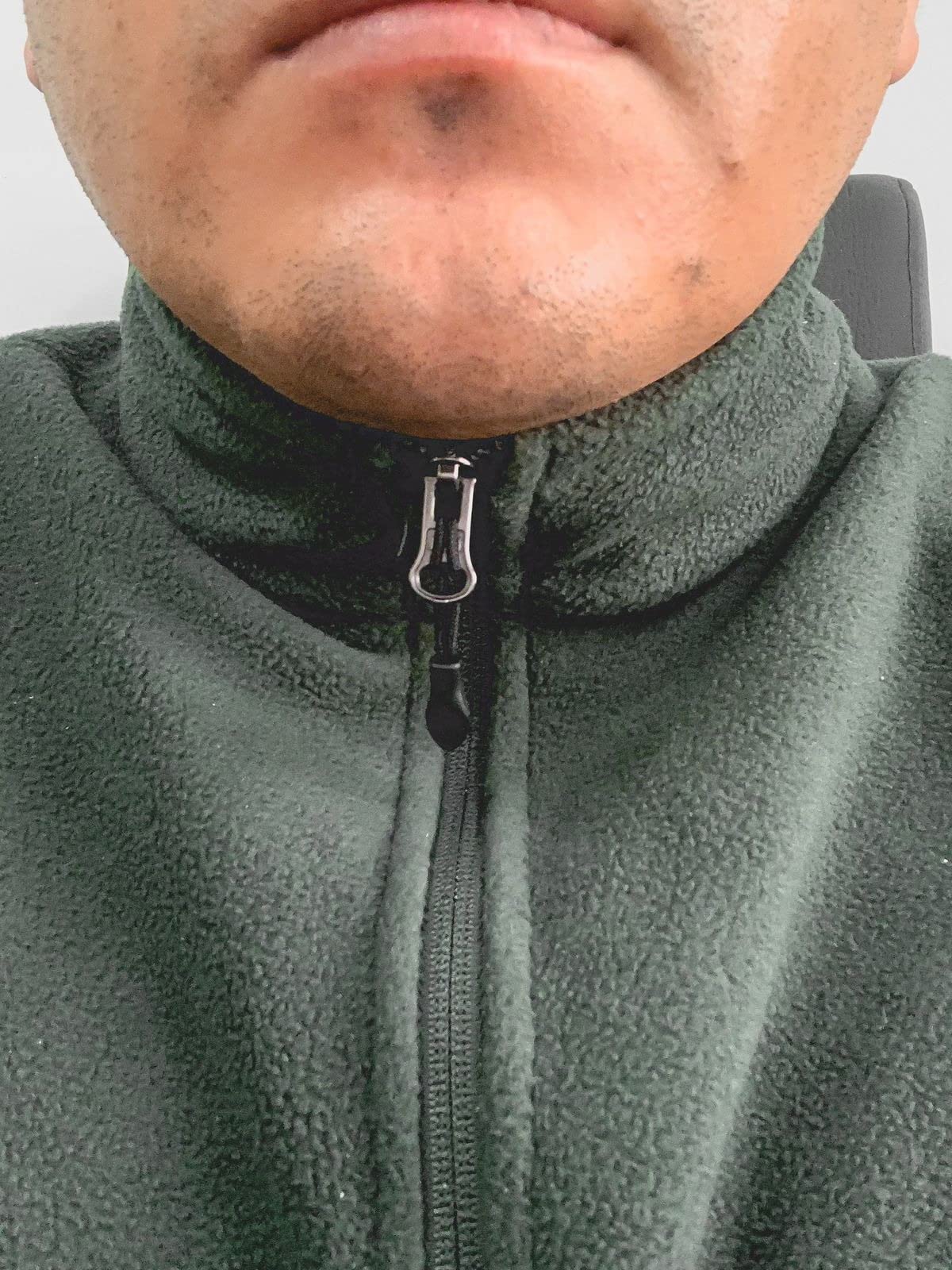 Amazon Essentials Men's Insulated Fleece Jacket, Quarter-Zip Pullover for Cold Weather customer photo 2