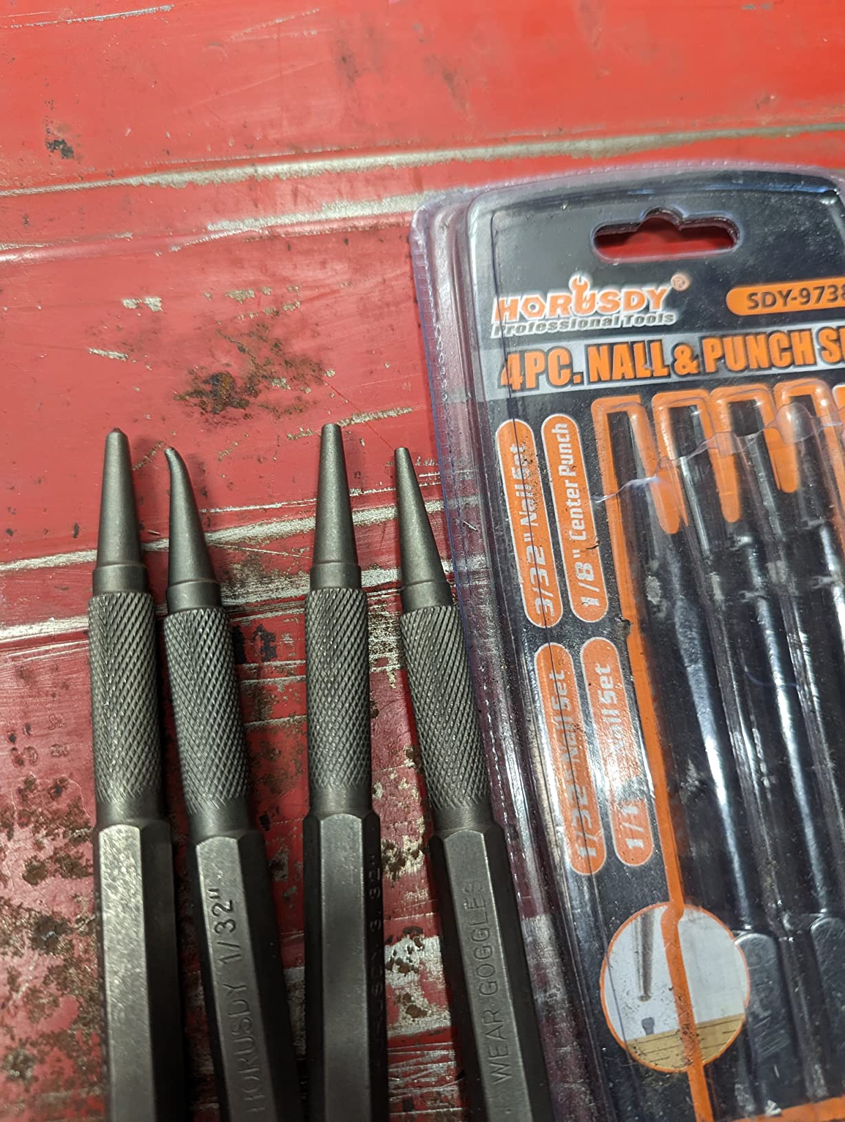 HORUSDY 4-Piece Durable Nail Setter Punch & Center Punch Set, Hardened Cr-V Steel with Non-Slip Knurled Grip, Includes 3 Nail Setters (1/32