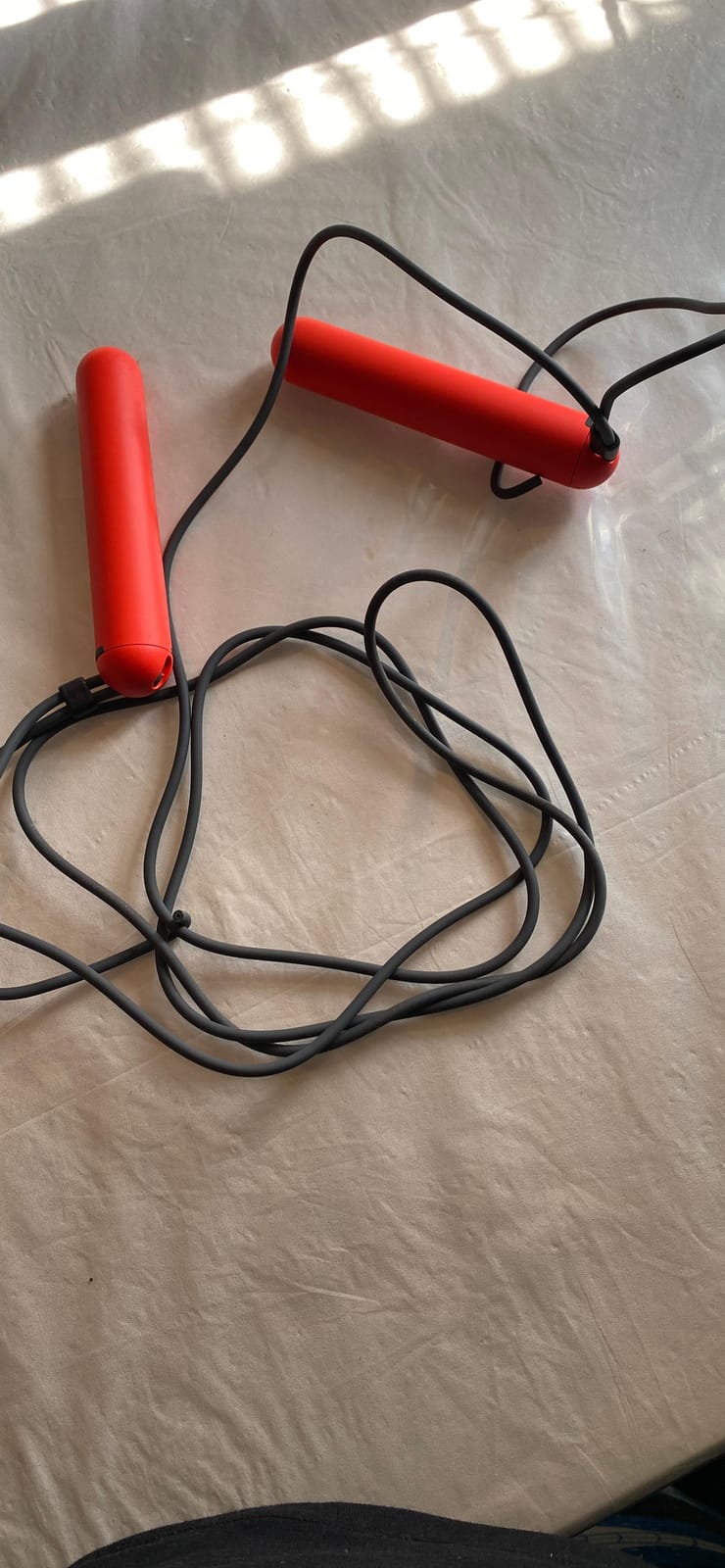 Tangram Smart Rope Rookie - Smart Jump Rope with Counter & App, Bluetooth Fitness Tracker, Adjustable Jump Rope for Weight Loss, Cardio, HIIT & Home Workouts customer photo 1