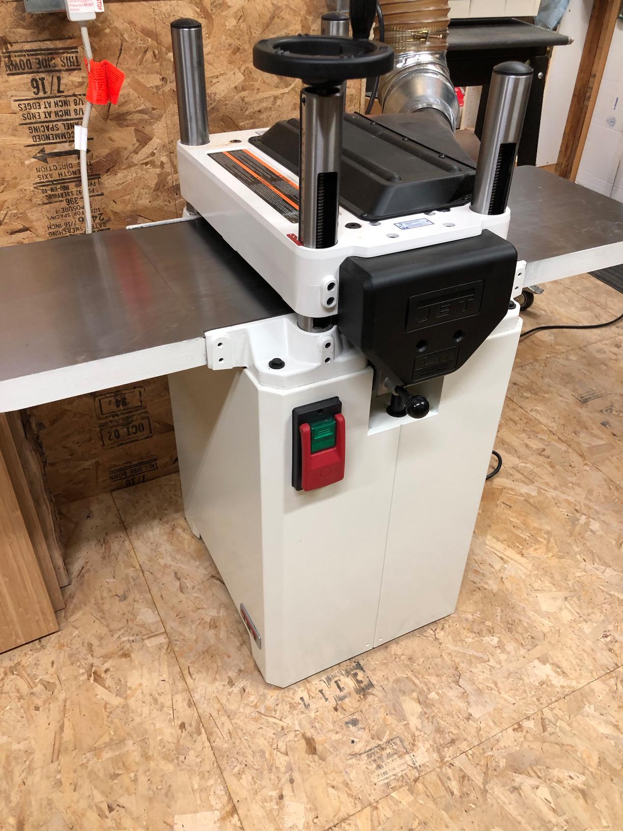 JET 15-Inch Thickness Planer for Woodworking, Helical Style Cutterhead with 2-Speed (16 FPM / 20 FPM) Feed Rate, 3 HP, 230V 1Ph (JPW-15BHH) customer photo 1