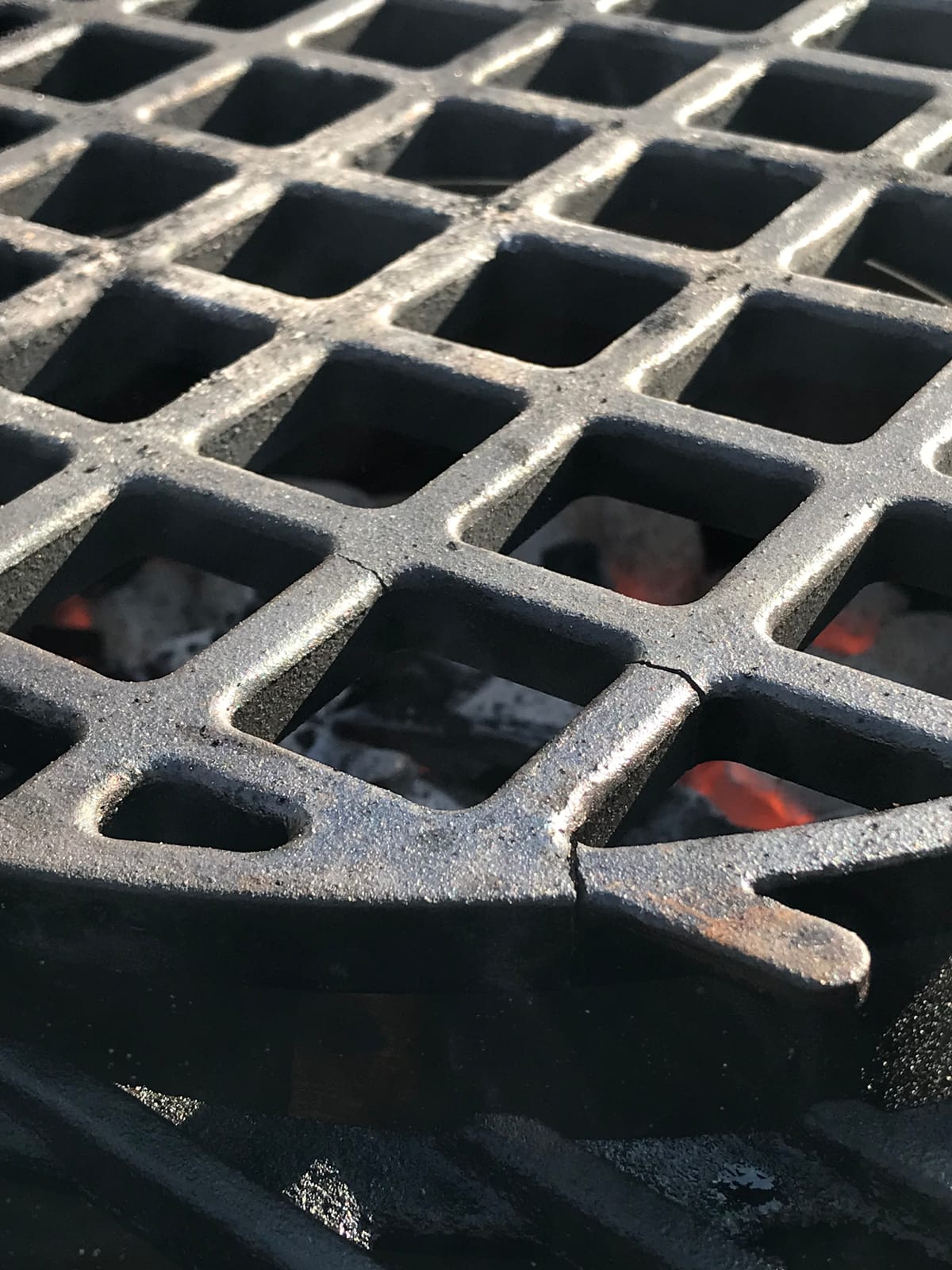QuliMetal 8835 Grill Grates for Weber Kettle 22
