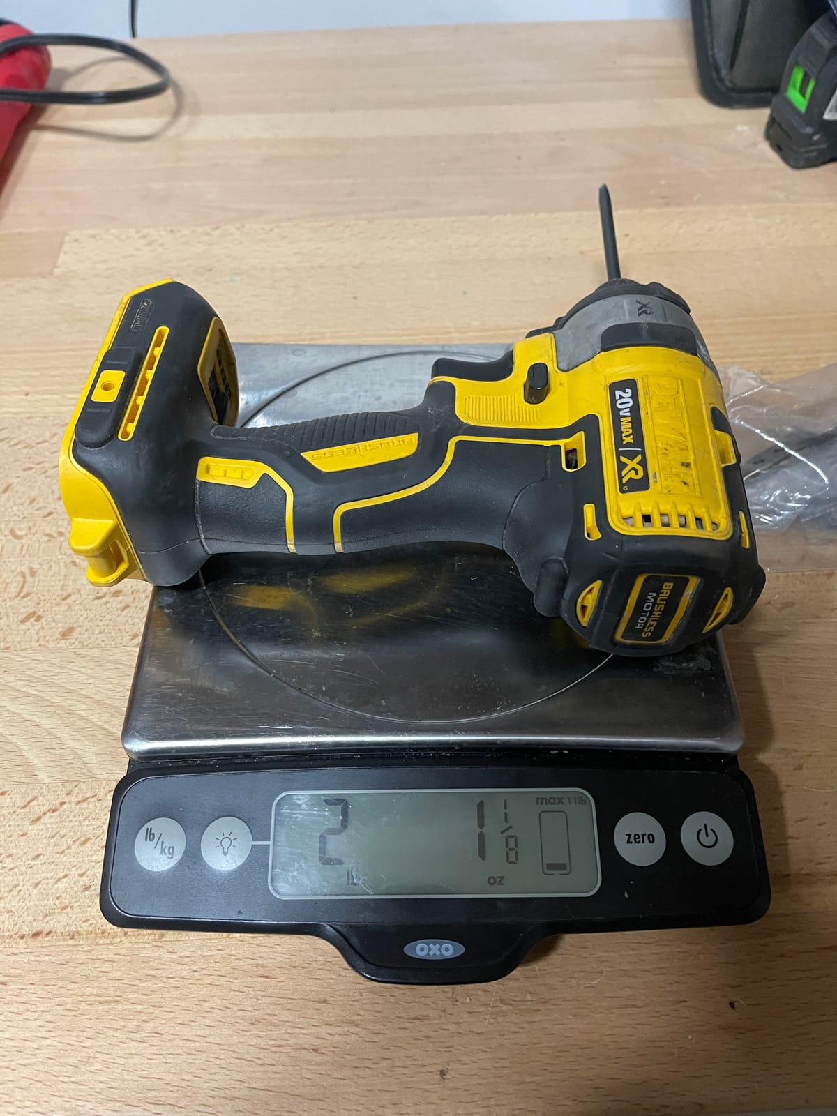 DEWALT XTREME 12V MAX* Impact Driver Kit, 1/4-Inch (DCF801F2) customer photo 1