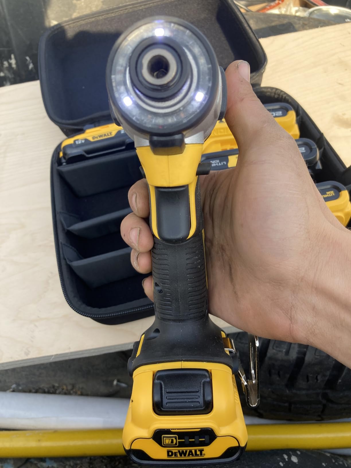 DEWALT XTREME 12V MAX* Impact Driver Kit, 1/4-Inch (DCF801F2) customer photo 2