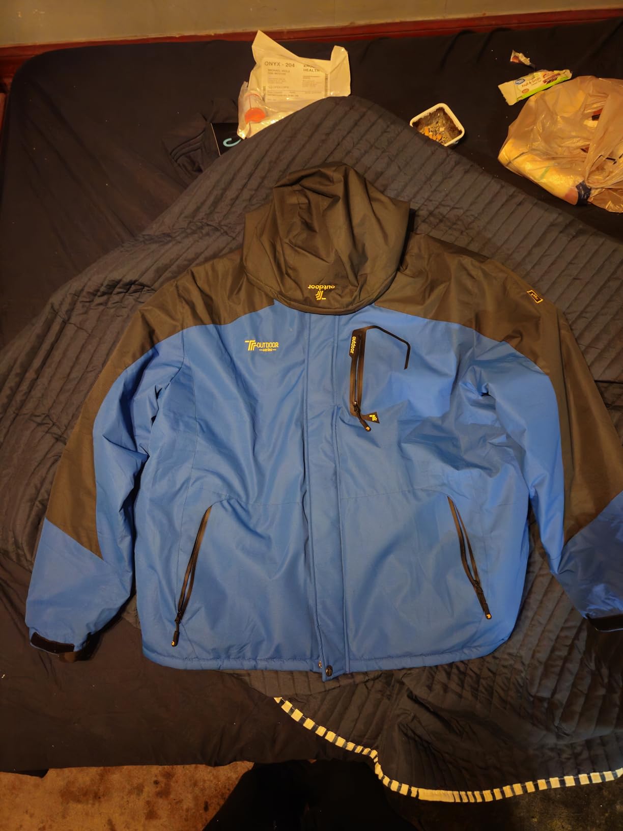 Rdruko Men's Ski Snow Jacket Waterproof Insulated Winter Coat customer photo 1