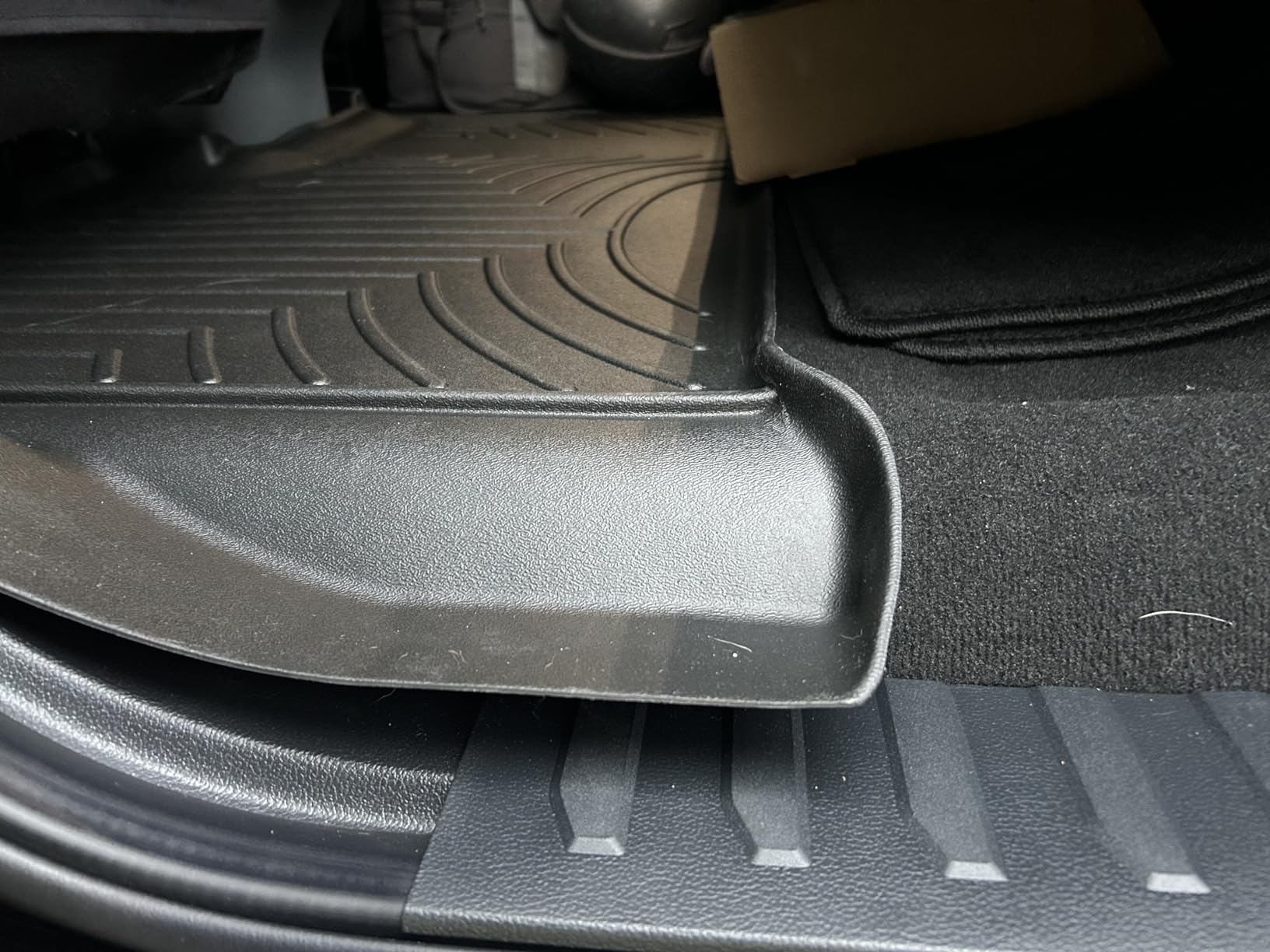 WeatherTech FloorLiners fits 2017-2026 Ford Super Duty - SuperCrew (1st & 2nd Row) Front Bench Seats, Black customer photo 2