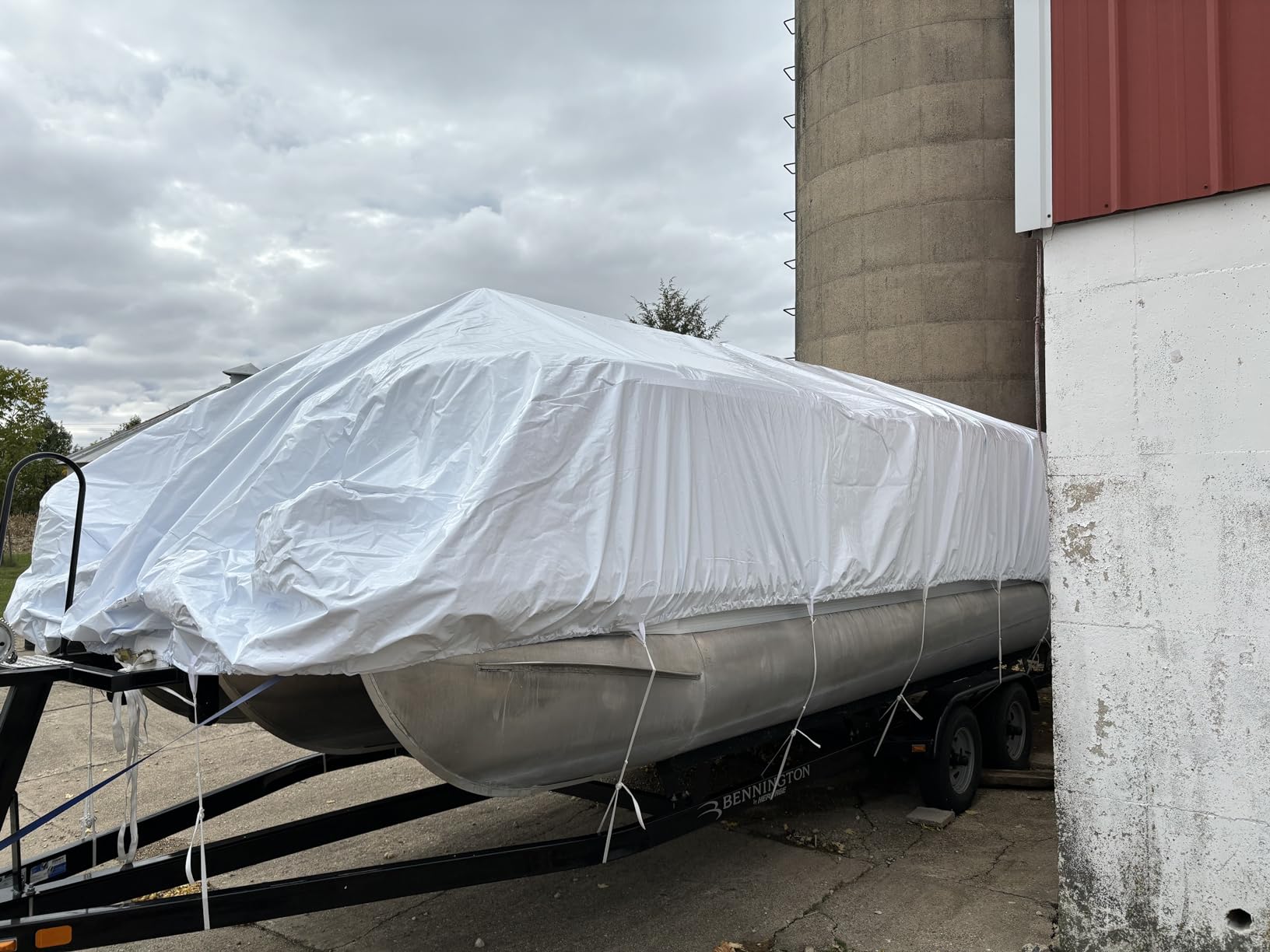 Transhield Pontoon Boat Cover, 24' Pontoon Storage Boat Cover, Heavy Duty, Waterproof & Reusable, Perimeter Rope & Straps Included (24 ft) customer photo 1