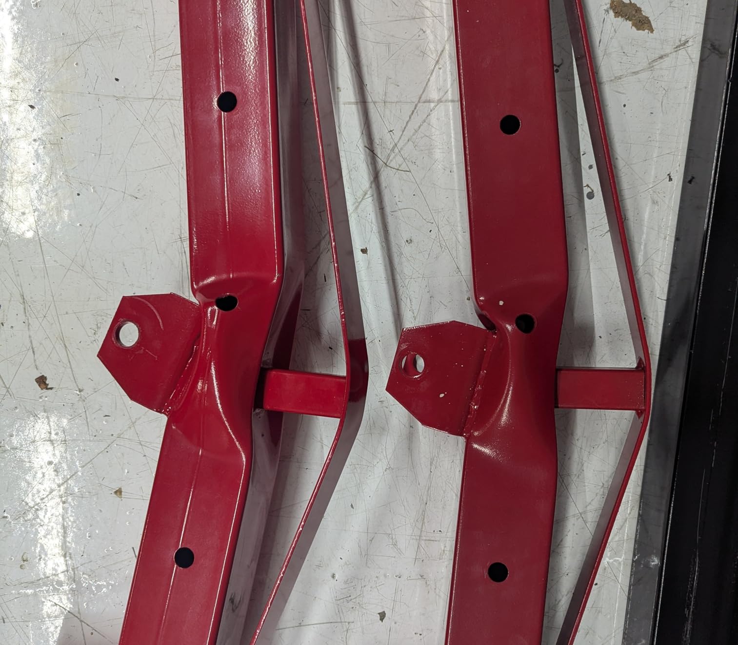 2 Ton Hydraulic Engine Hoist Crane, 4400LBS Folding Cherry Picker customer photo 1