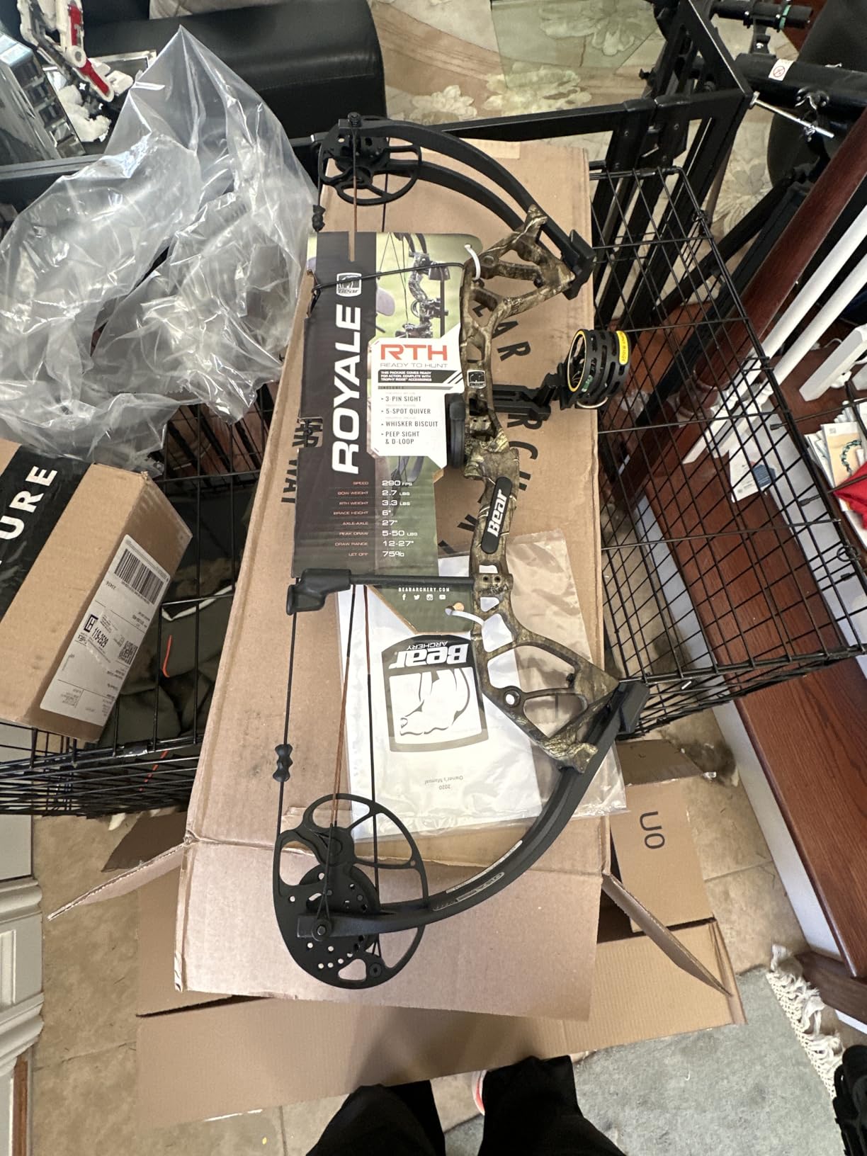 Bear Archery Royale Ready to Hunt Compound Bow Archery Set with Archery Accessories for Adults and Youths, 12”- 27” Draw Length, 5-50 Lbs Draw Weight, Up to 290 FPS customer photo 1