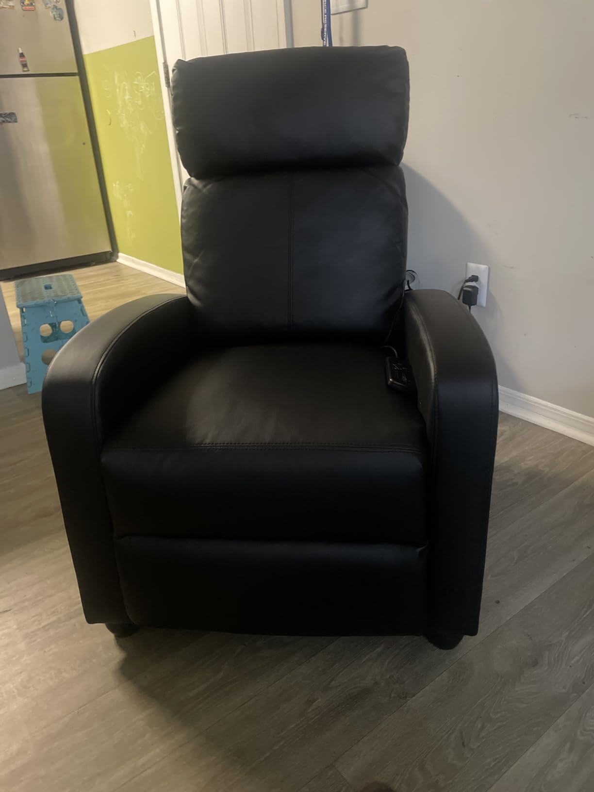 BestMassage | Recliner Chair | with 2 Point Massage Function | Black | with Lumbar Support, Adjustable Push Back, Wide Armrests, Footrest & Padded Seat | Easy Assembly | for Living Room, Home Theatre customer photo 2