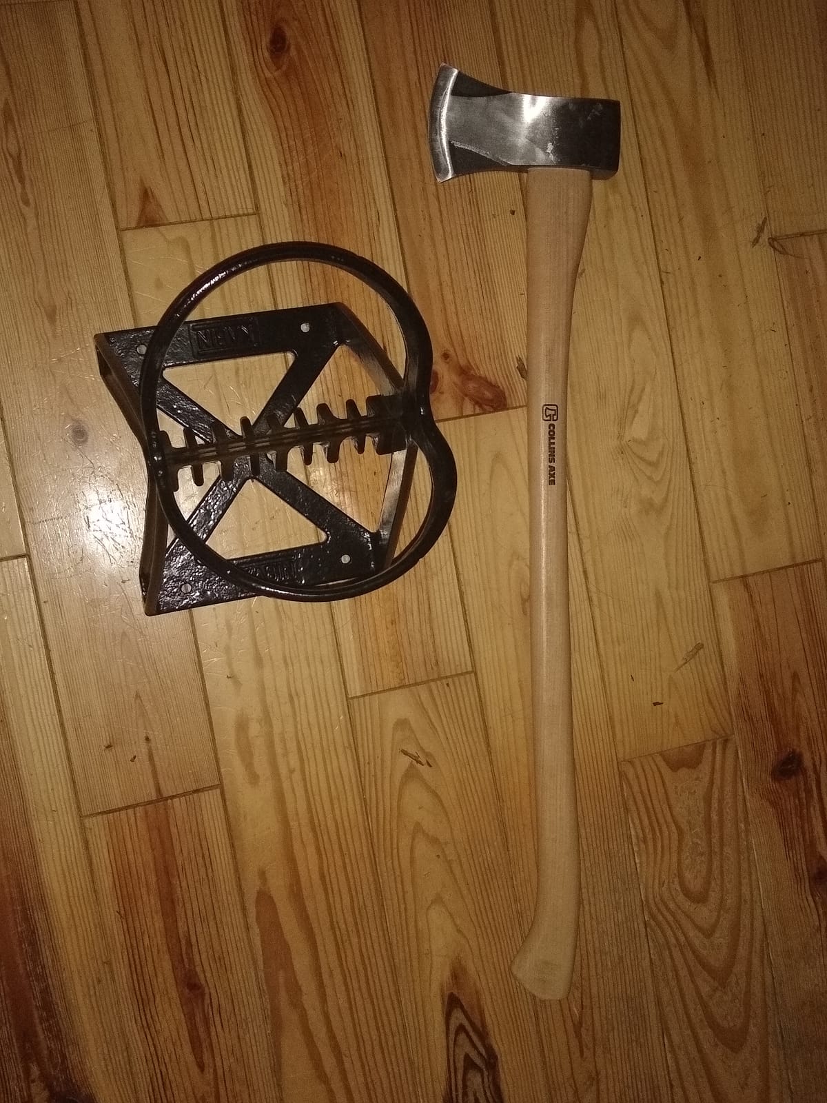 KABIN Kindle Quick Log Splitter - Manual Splitting Tool - Steel Wedge Point Splits Firewood Like A Boss Safely & Easily customer photo 1