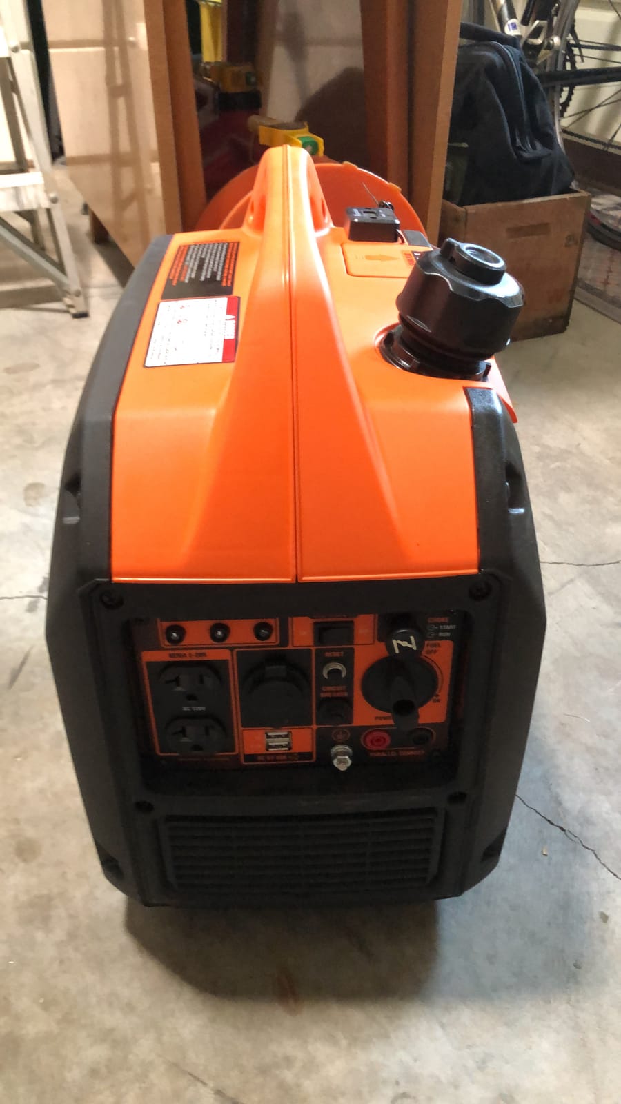 WEN Super Quiet 2350-Watt Portable Inverter Generator with Fuel Shut Off, Gasoline Power, Ultra Lightweight (56235i), Black customer photo 2