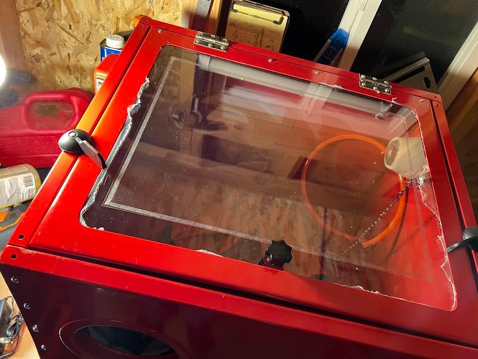 25 Gallon Sandblasting Cabinet customer photo 2