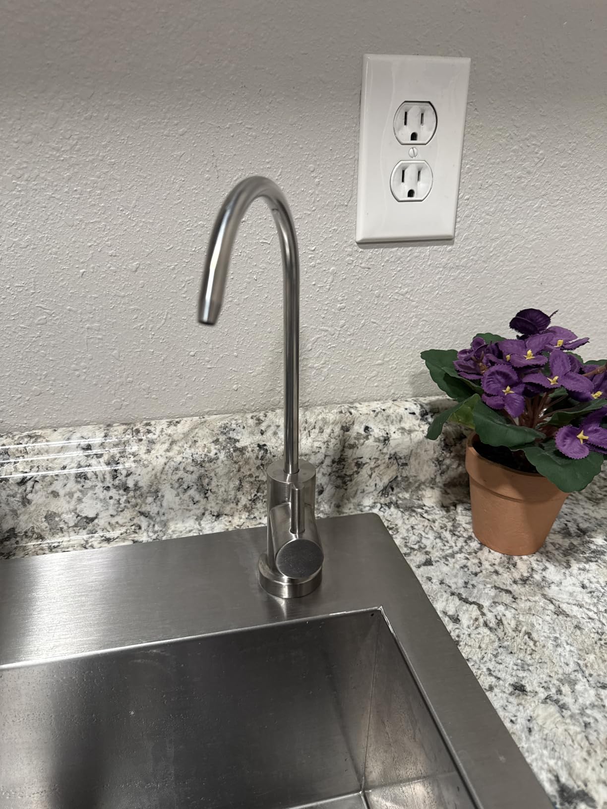 Waterdrop TSU 0.01 Micron Ultra Filtration Under Sink Water Filter System | 3-Stage Tankless Under Sink Water Filtration System, Smart Panel, with Faucet, Drilling Required, Reduces Odor, Not Lower TDS customer photo 1