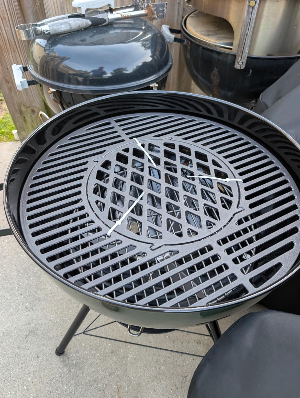 onlyfire 2-in-1 Cast Iron Grill Grate Replacement Weber Gourmet BBQ System customer photo 2