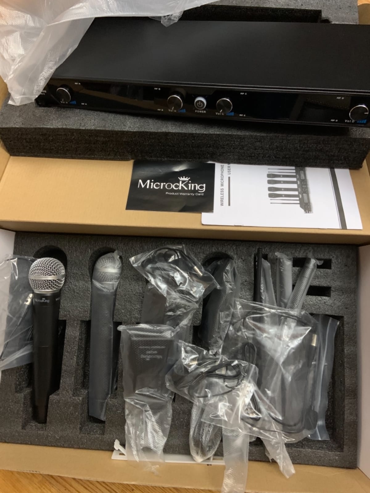 MicrocKing 4 Channel UHF Wireless Microphone System, 4 Handheld Wireless Microphones with Receiver, 400ft Long Range, Professional Dynamic Mic Set for Church, Conference, Wedding, Karaoke and Speech customer photo 1