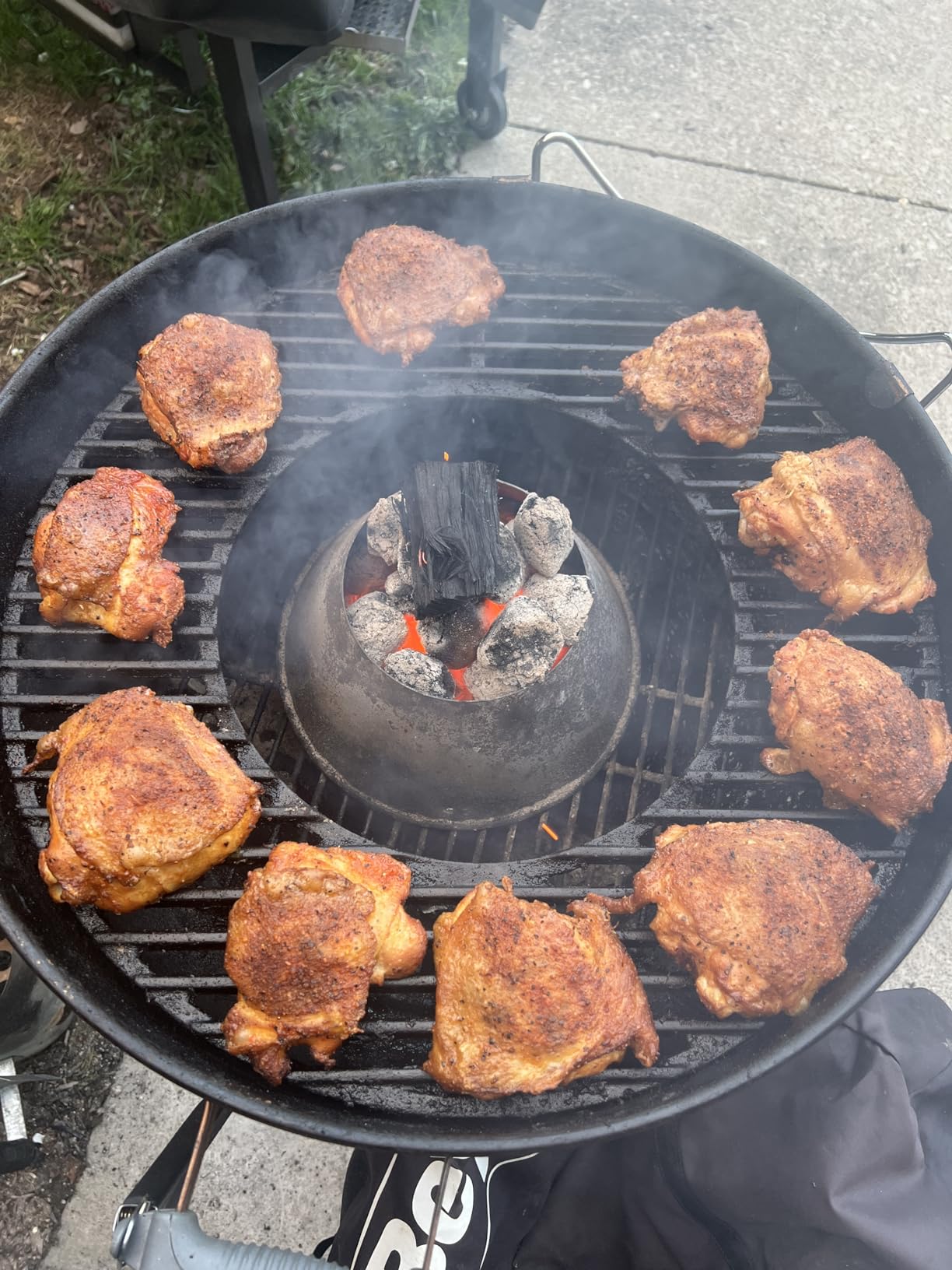 Uniflasy 8835 Cast Iron Grill Grate for Weber 22 and 22.5 in Kettle Grills Gourmet BBQ System customer photo 2