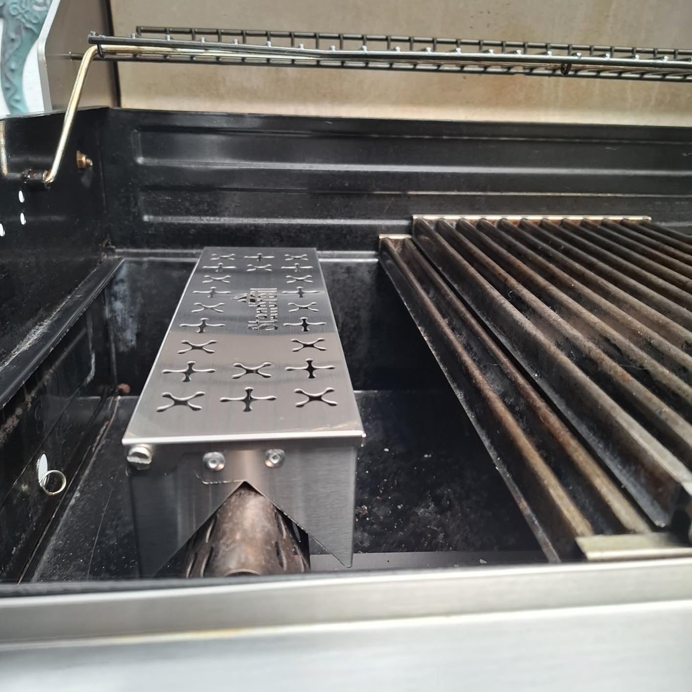 Stanbroil Stainless Steel Smoker Box Gas Grilling Wood Chip Smoking Box customer photo 1