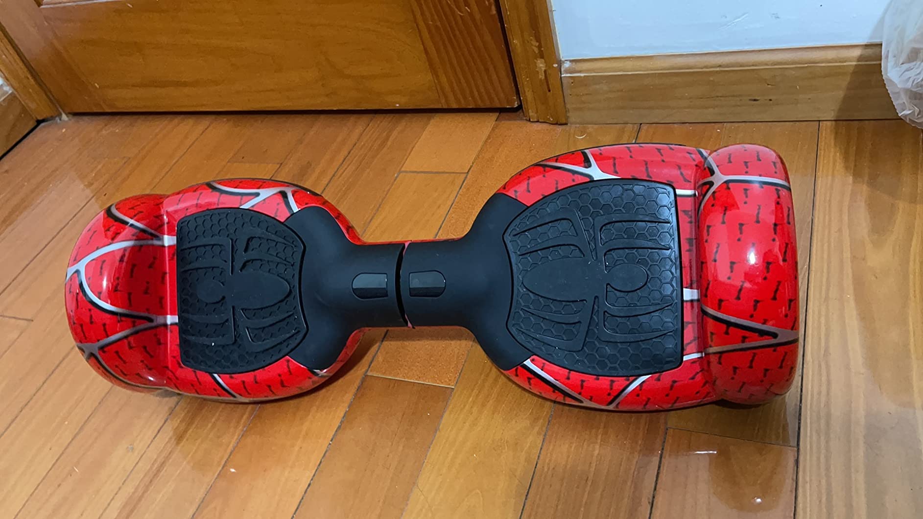 Spider-Pattern Hover Board, with Bluetooth Speaker & LED Lights | for Kids ages 6-12 and Adults, Non-Slip Footpads, UL2272 Safety Certified, (Red) customer photo 1
