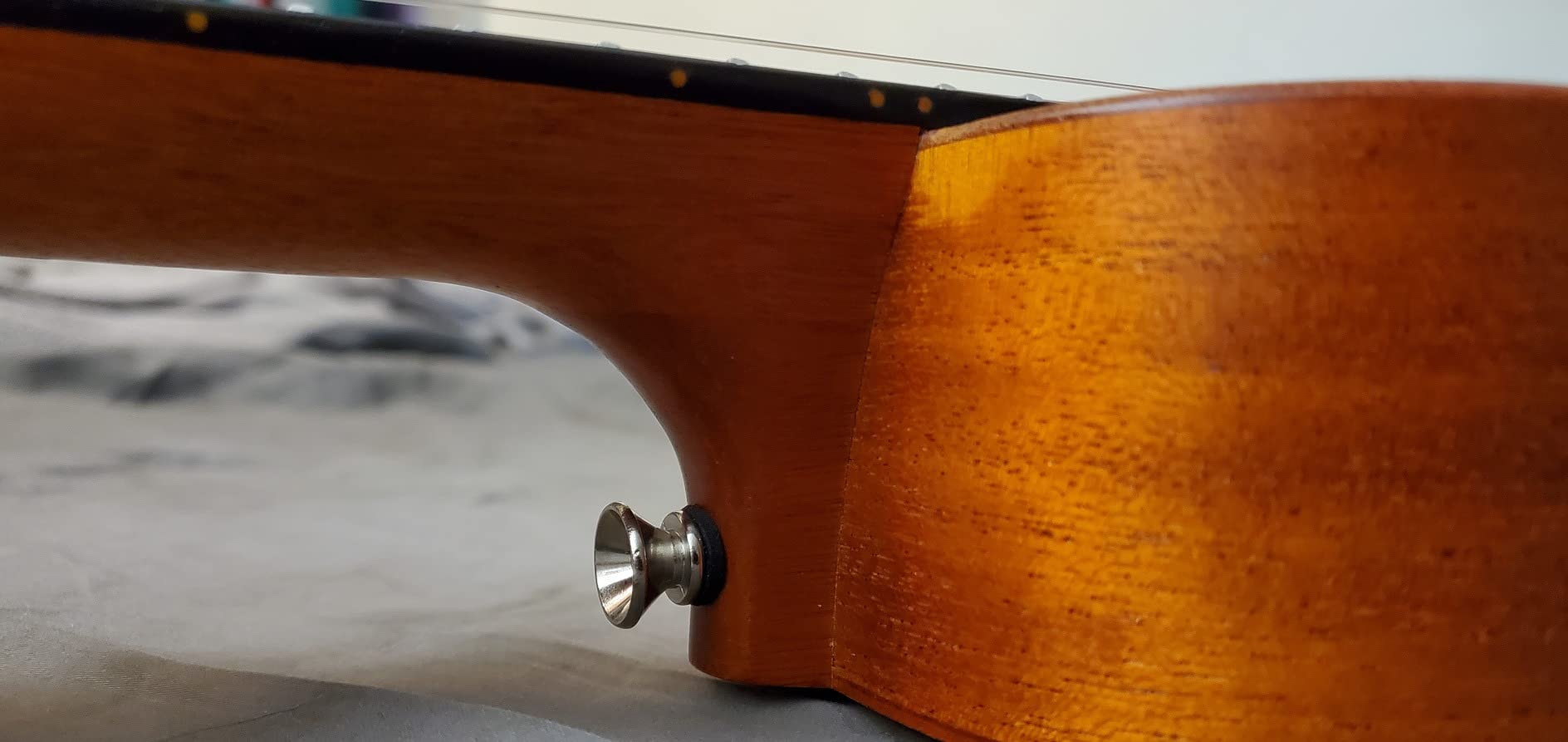 Caramel CAM48 Red African Mahogany 23