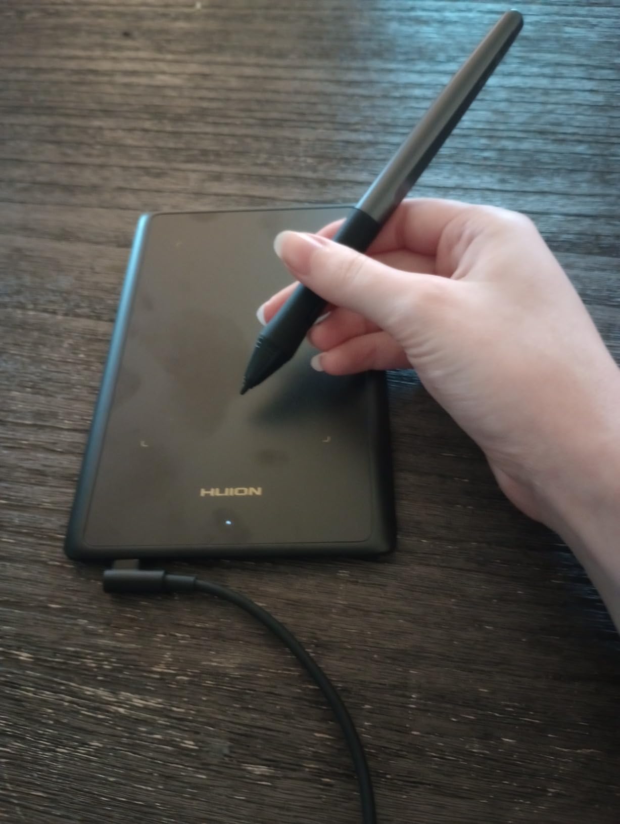 HUION Drawing Tablet H420X Graphics Tablet with 8192 Level Pen Pressure | Battery-Free Stylus, 4.17x2.6 IN Digital Art Tablet for OSU Game, Design, Drawing, Teaching, Work with PC, Mac, Linux, Mobile customer photo 1