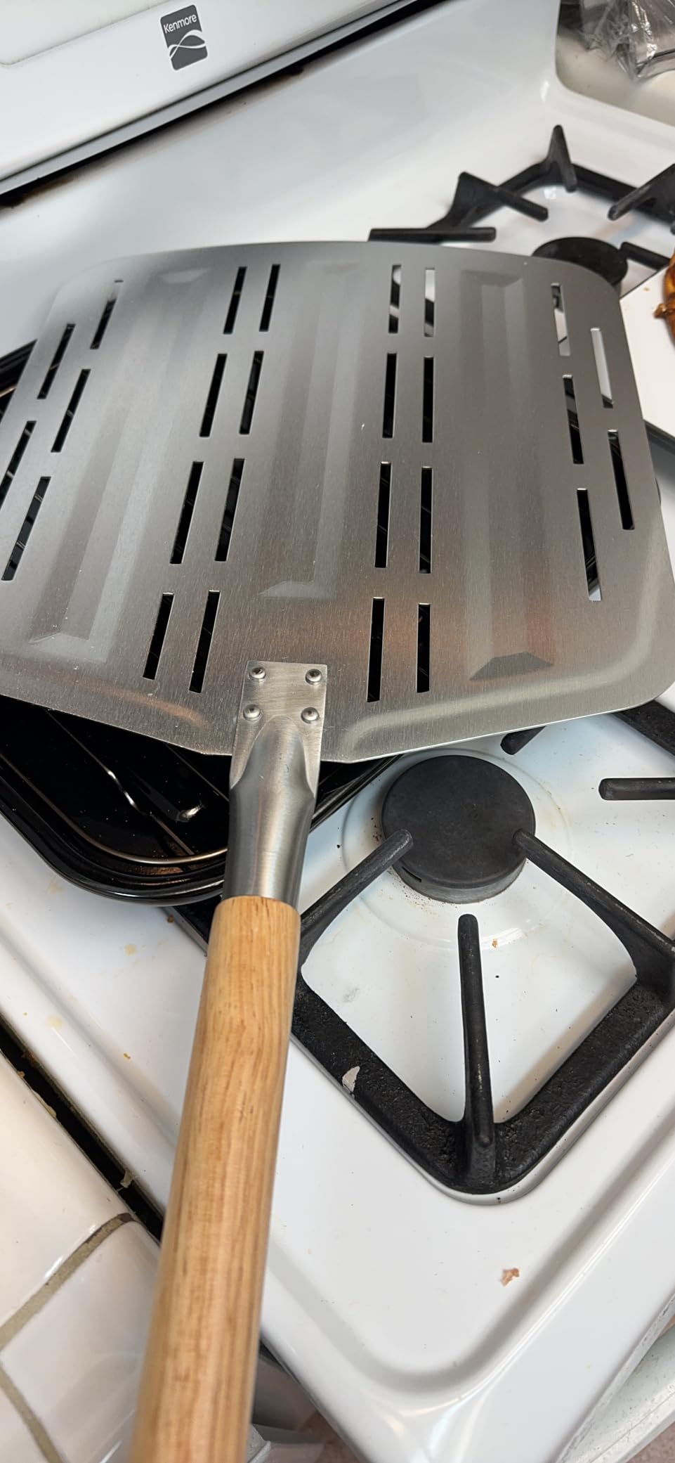 Hans Grill Pizza Peel PRO, Perforated Metal Non-Stick Paddle 12 Inch customer photo 2