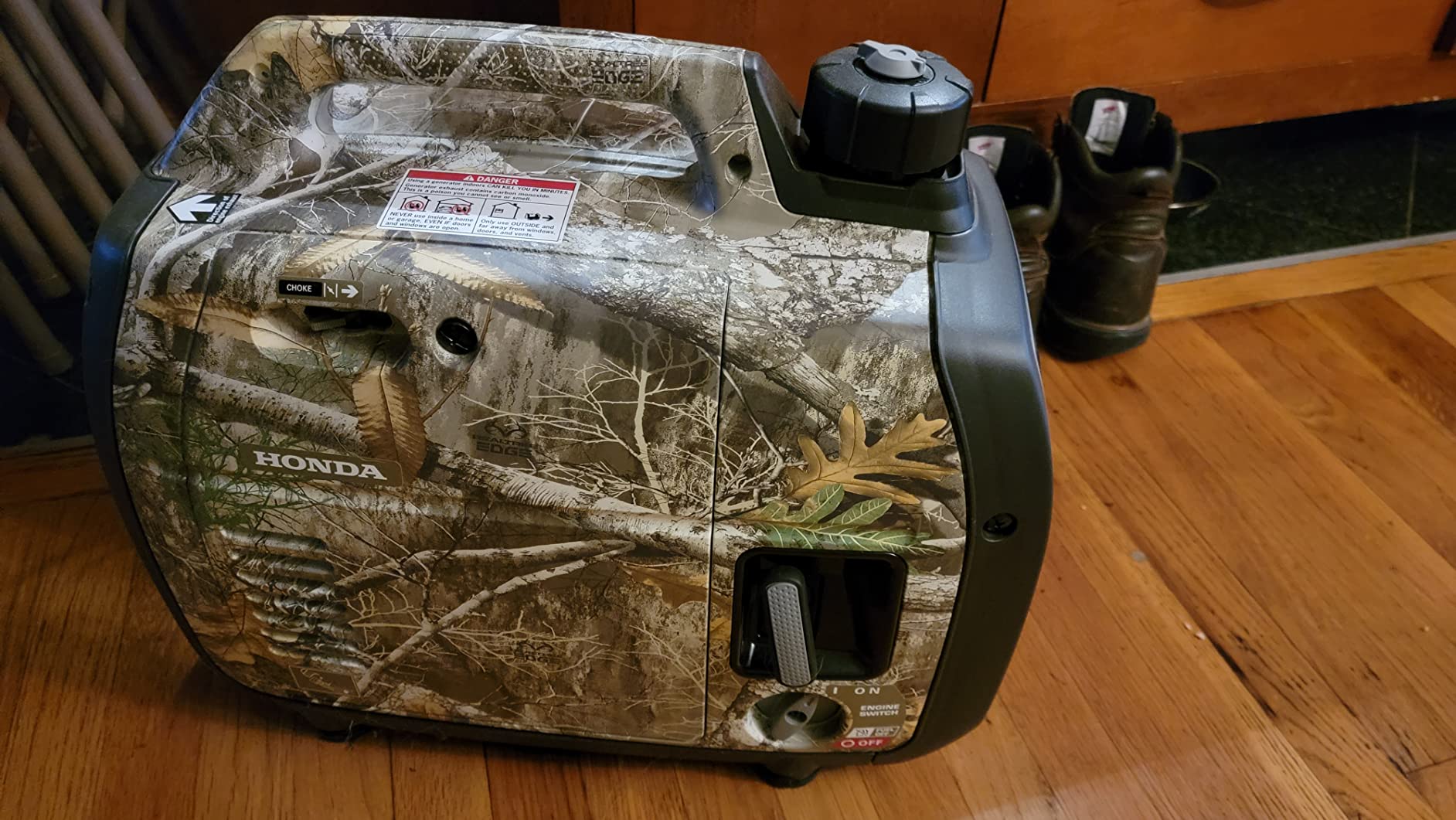 Ford 2300 Watt Gas Inverter Generator, Small Portable & Quiet, Home Use, Camping, Outdoor, CARB Compliant, Parallel Capability, Built Ford Tough, Generadores De Gasolina Silencioso, FG2300IS customer photo 2