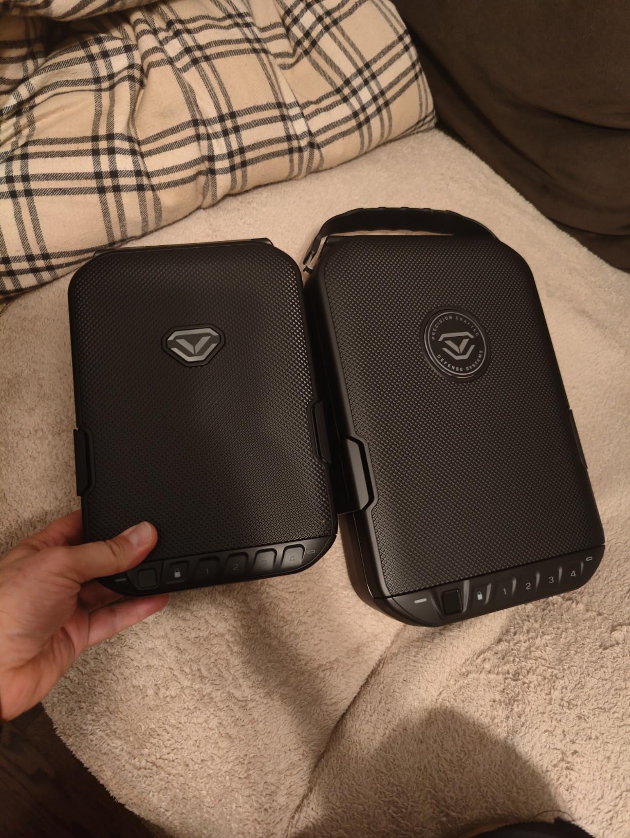 VAULTEK LifePod 20 Full-Size Biometric Lockable Weatherproof Case with Built-in Lock, Steel Security Cable, & TSA Handgun Case or Car Safe, Portable Travel Pistol Safe/Covert Black/Biometric customer photo 2