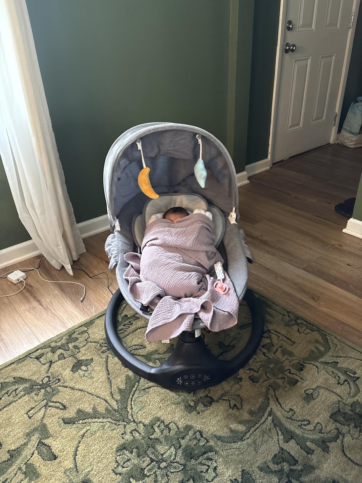 LAREX Baby Swing for Infants to Toddler with Remote Control & Bluetooth customer photo 1