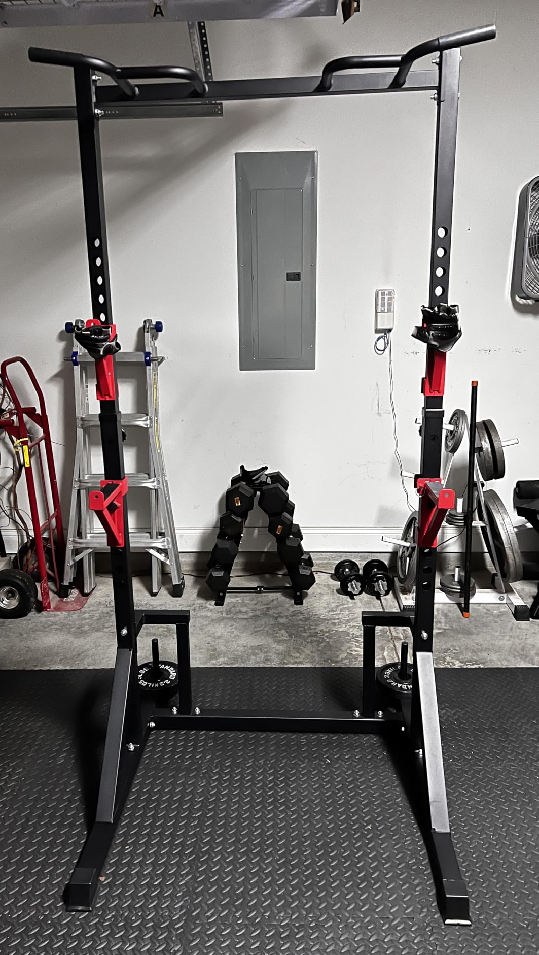 CANPA Multifunction Power Rack with Pull up Bar, Heavy Capacity and Adjustable Squat Stand Rack for Home Gym Equipment, Power Rack Cage customer photo 2