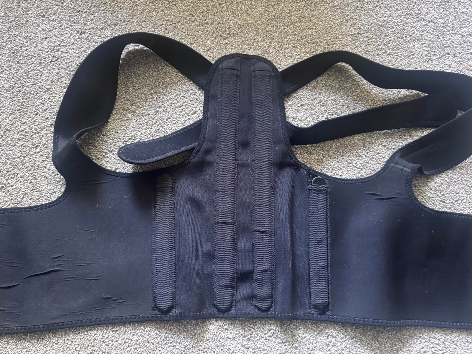 Fit Geno Posture Corrector for Women & Men, Back Shoulder Support Brace | Adjustable & Breathable, Upper Back Straightener Pulls Shoulders for Pain Relief, Neck Hump, Hunchback, Kyphosis, Scoliosis customer photo 1