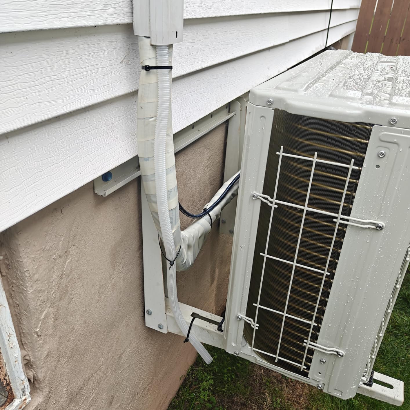 COSTWAY 12000BTU Mini Split Air Conditioner& Heater | 20 SEER2 115V Wall-Mounted Ductless AC Cools up to 750 Sq. Ft, Energy Efficient Inverter AC with Heat Pump customer photo 2