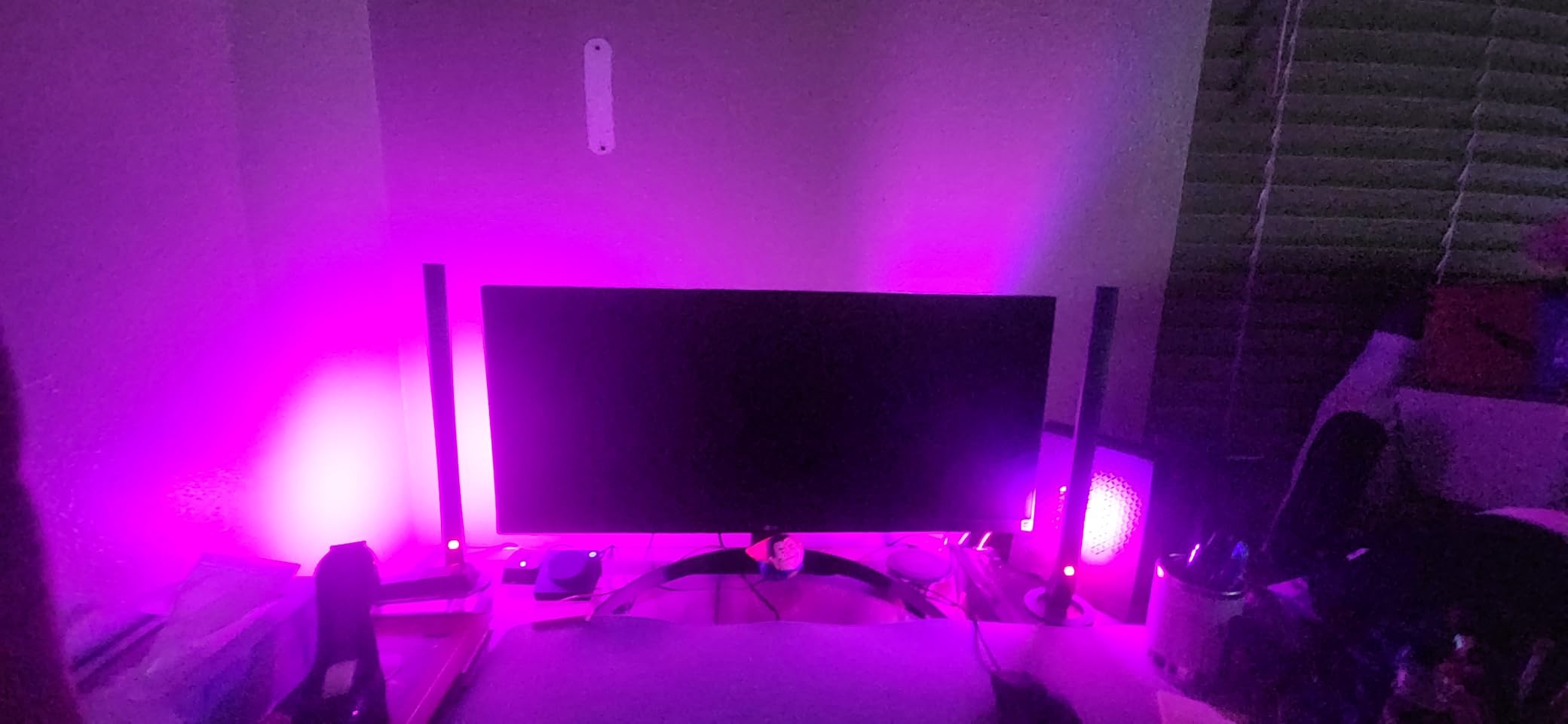 Govee RGBIC Gaming Light Bars H6047 with Wi-Fi Smart LED Controller customer photo 1