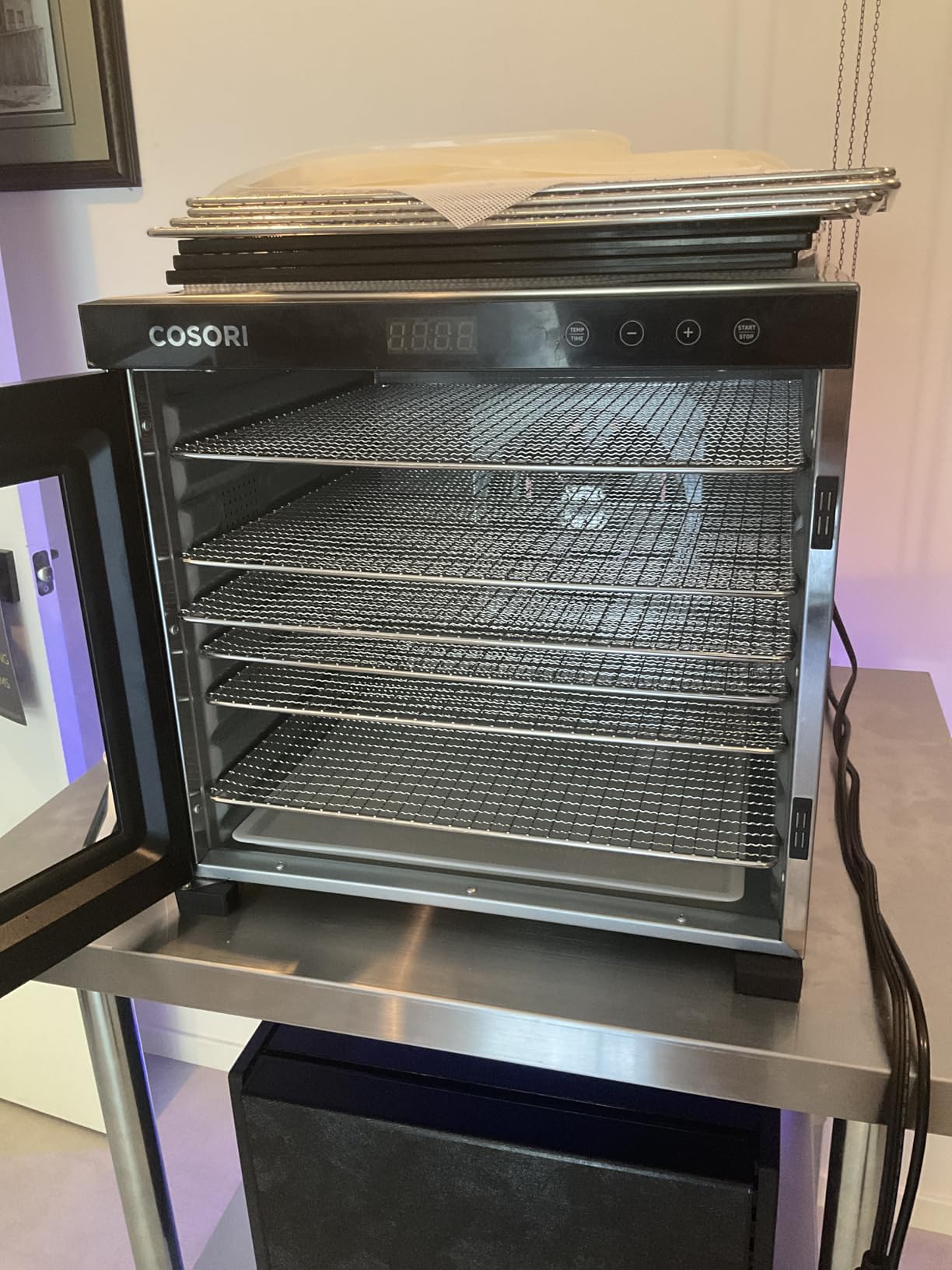 Cosori Food Dehydrator, 10 Stainless Steel Trays with 16.2 ft² Drying Space | 95-165°F Precision Control, 1000W Faster Drying, Horizontal Airflow, 48H Timer, Large Family Capacity, Silver customer photo 1