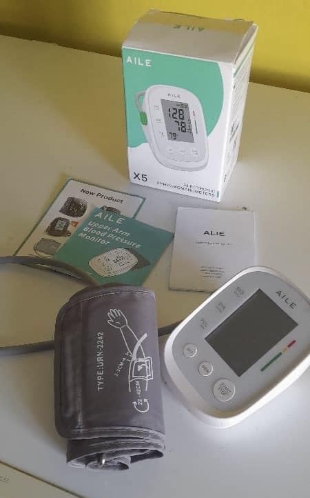 AILE FDA Cleared Blood Pressure Monitor - Home Monitoring 2x99 Memory Track customer photo 2