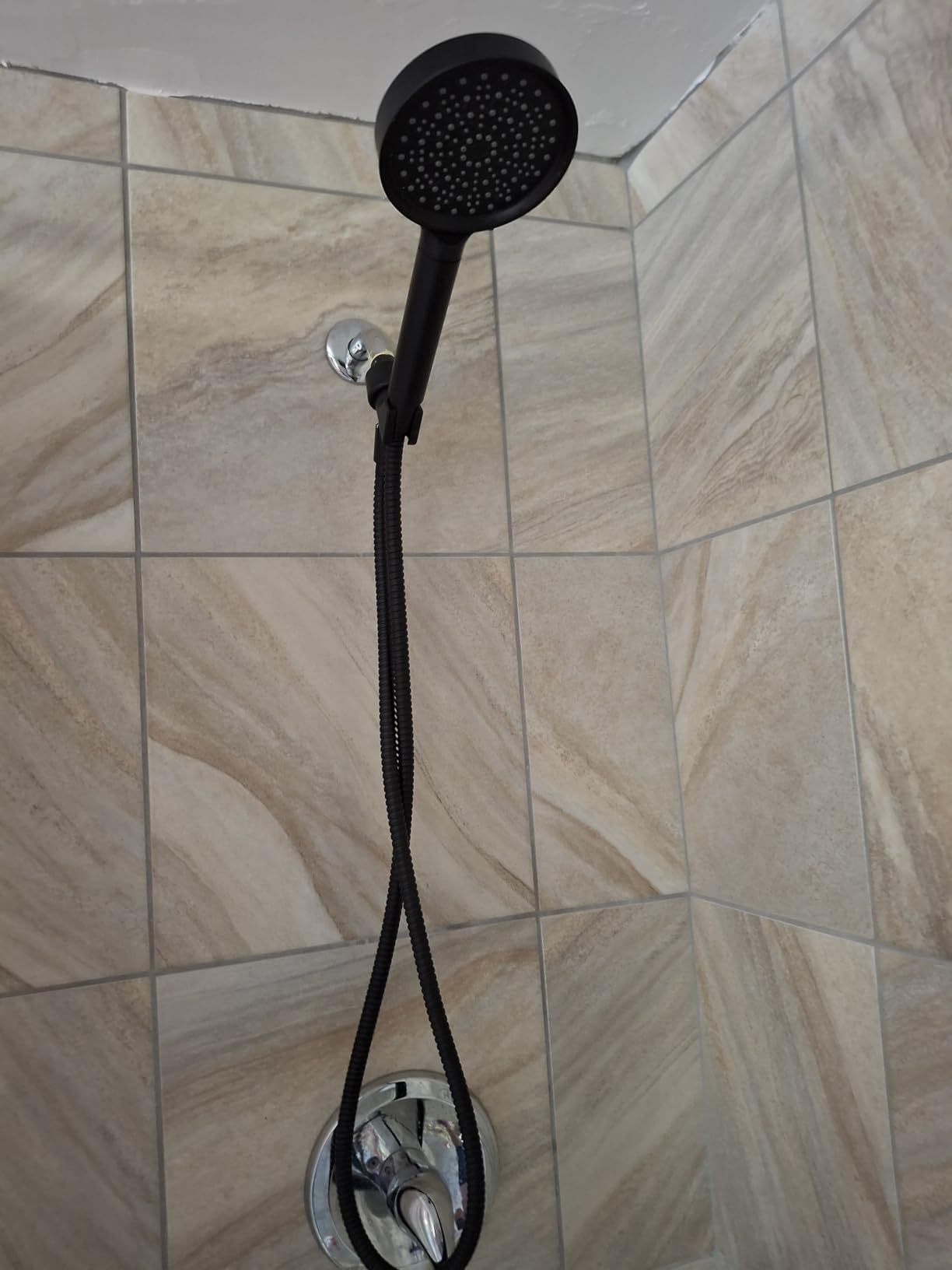 Cobbe Filtered Shower Head with Handheld, Water Softener for Hard Water | High Pressure 6 Spray Mode Shower Head with Filters - Remove Chlorine and Harmful Substances - Reduces Dry Itchy Skin, Chrome customer photo 2